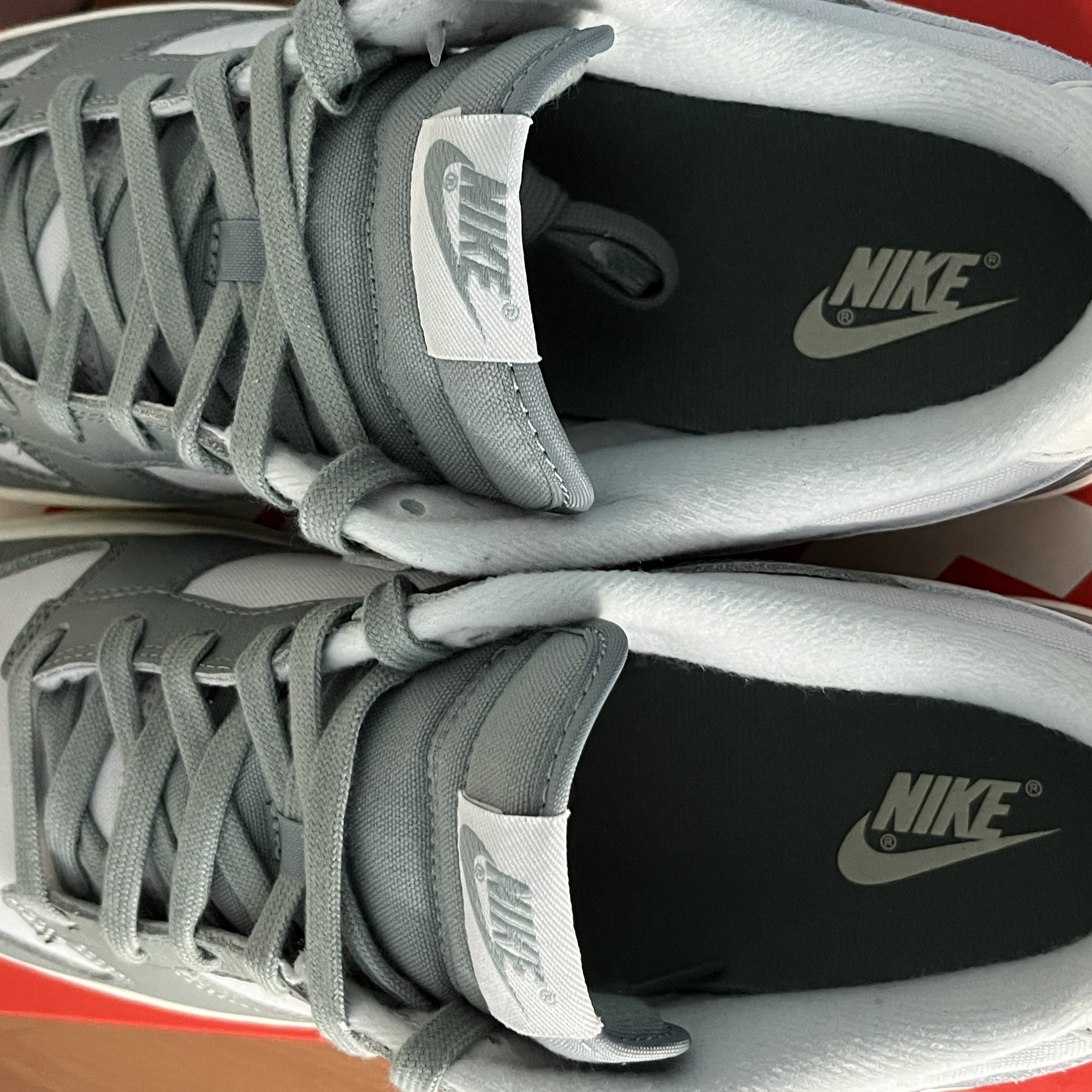 Nike Dunk Low Mica Green 착용 스타일