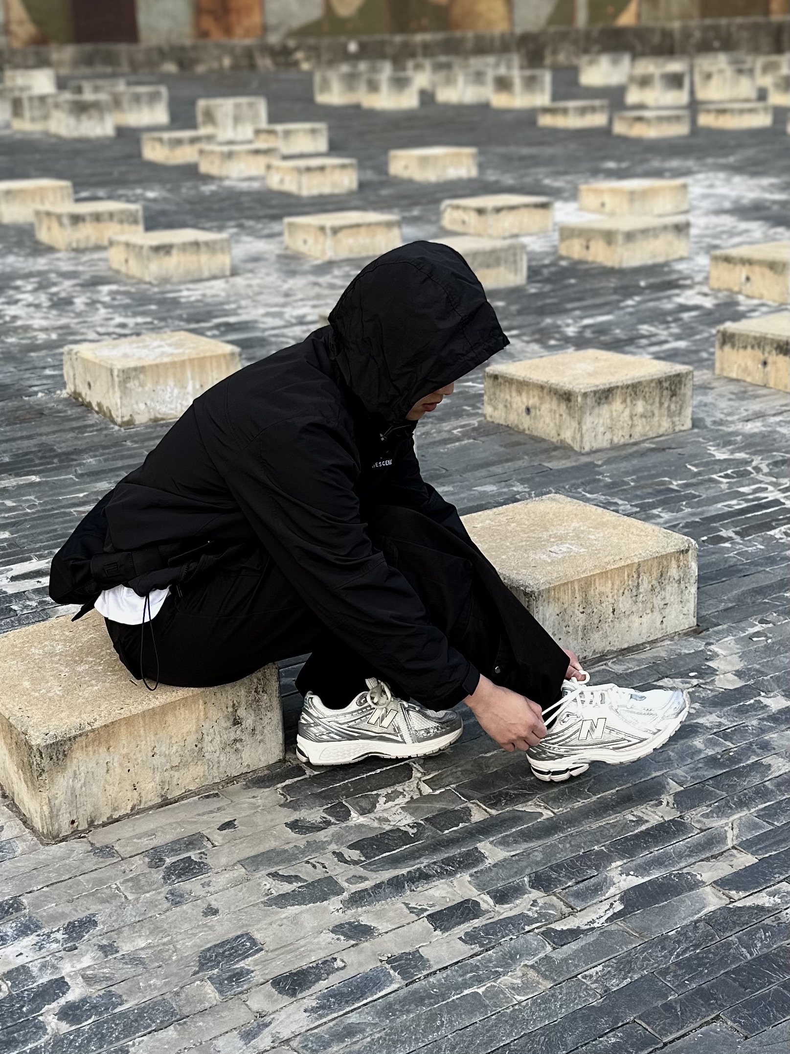 New Balance 1906R Silver Metallic Sea Salt 착용 스타일 - 5