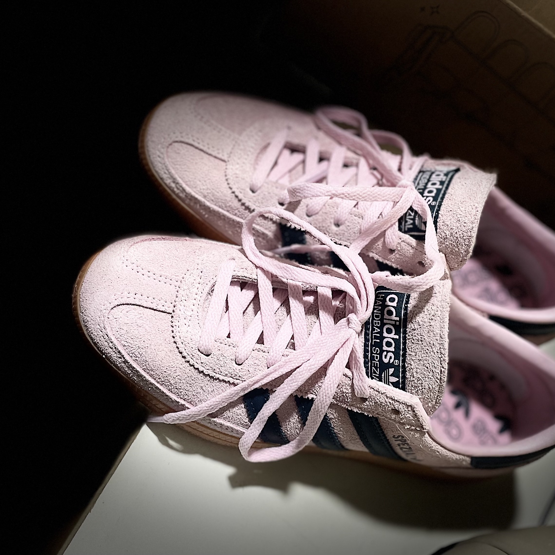 (W) Adidas Spezial Handball Clear Pink 착용 스타일 - 2