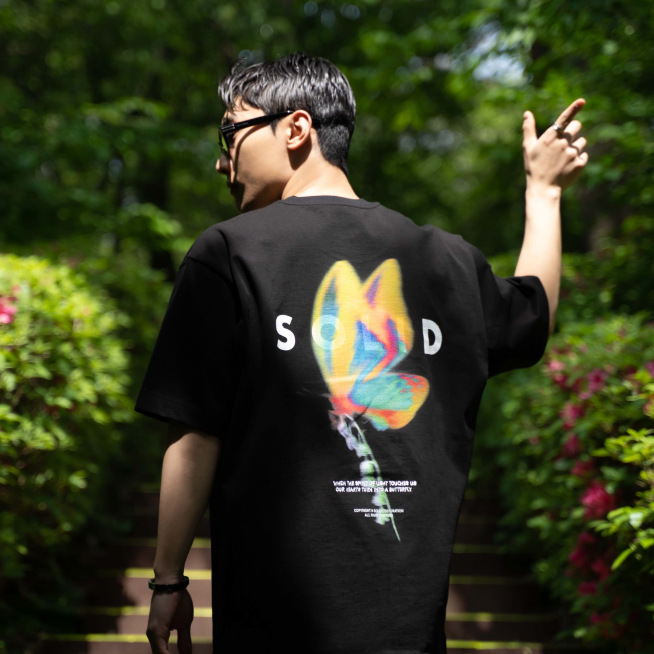 Solid Homme Butterfly Graphic T-Shirt Black - 23SS 착용 스타일