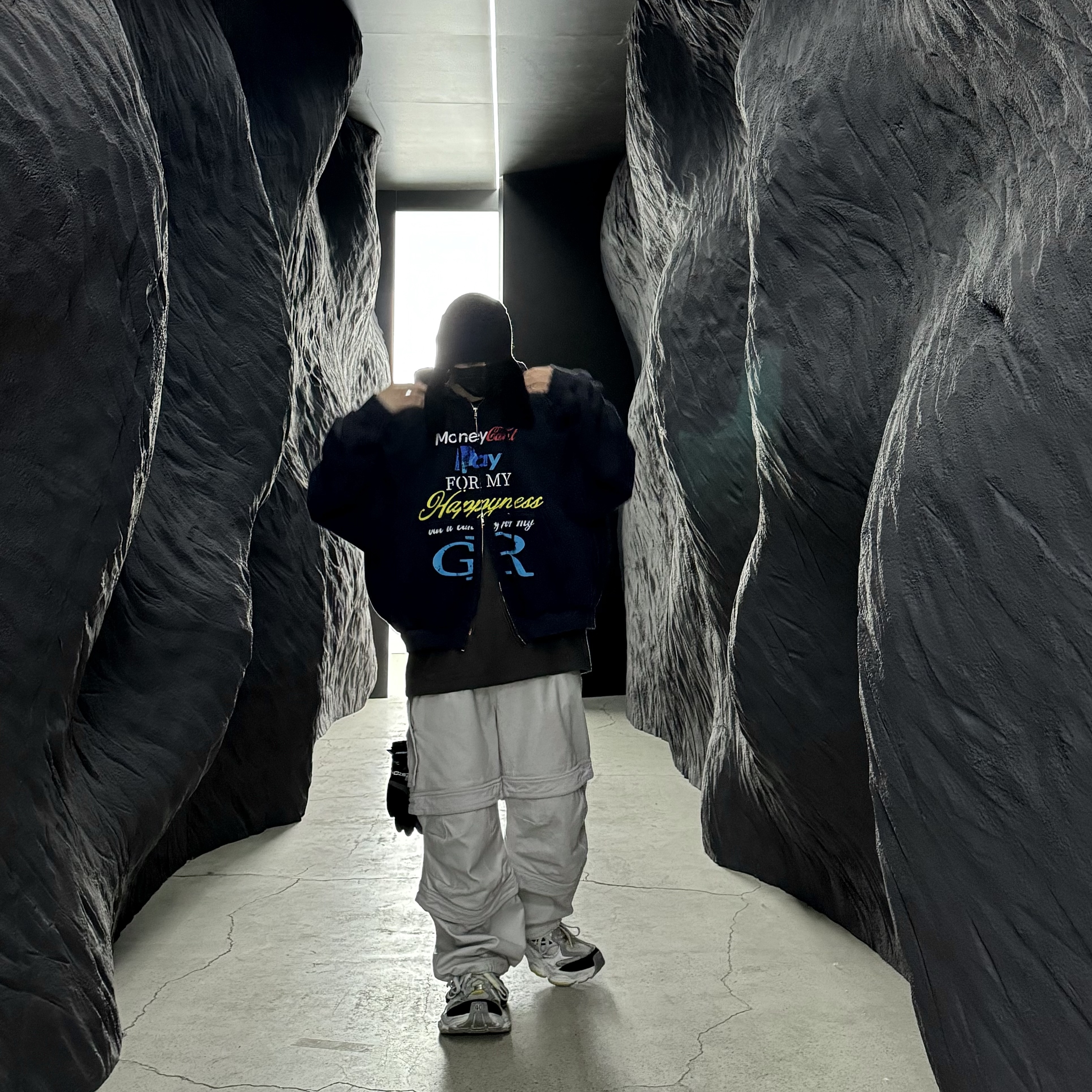 Project G/R Happiness Zip Hoodie Navy, Farfromwhat Far Layered Work Pants White 착용 스타일