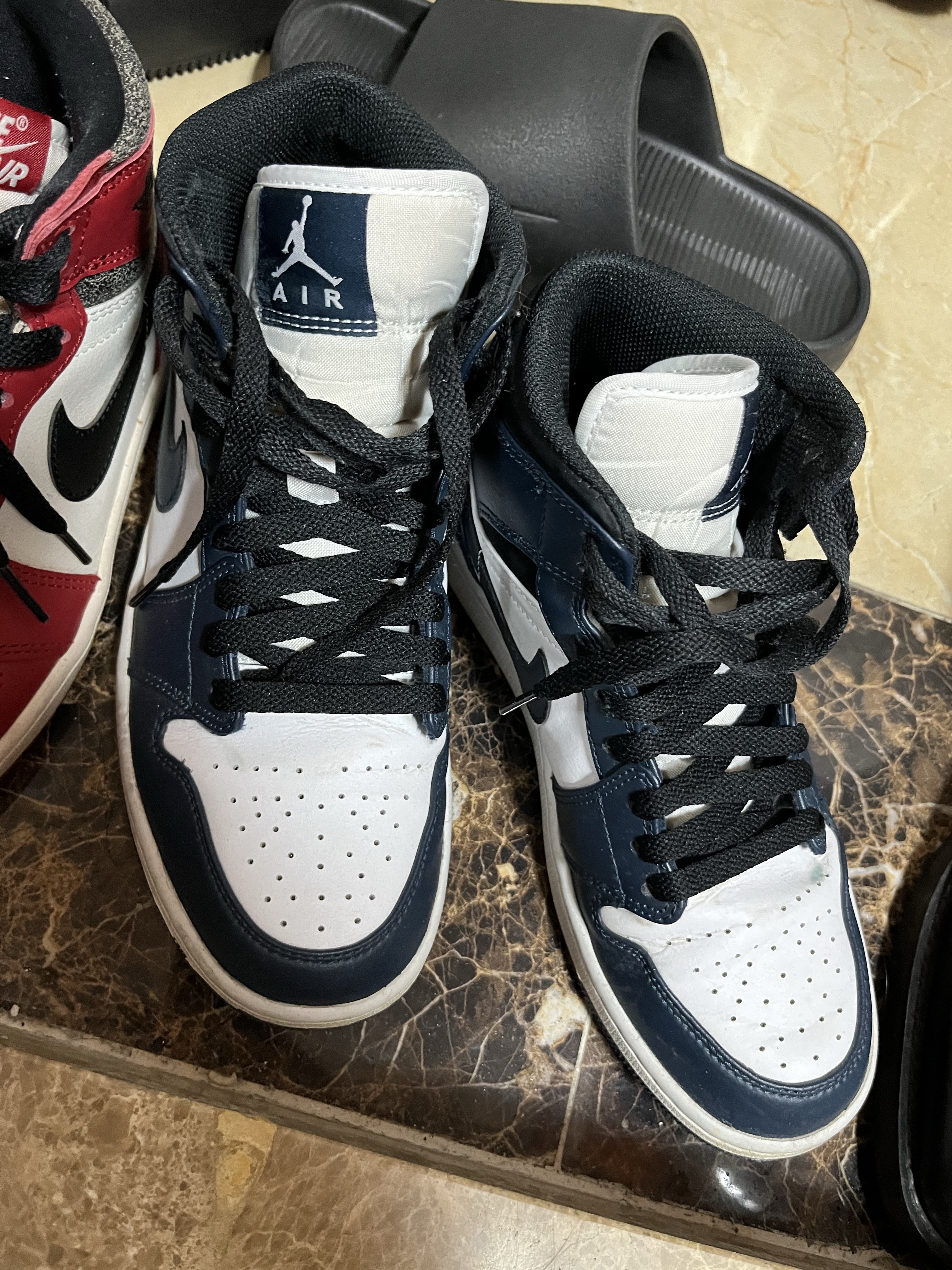 Jordan 1 Mid Dark Teal 착용 스타일