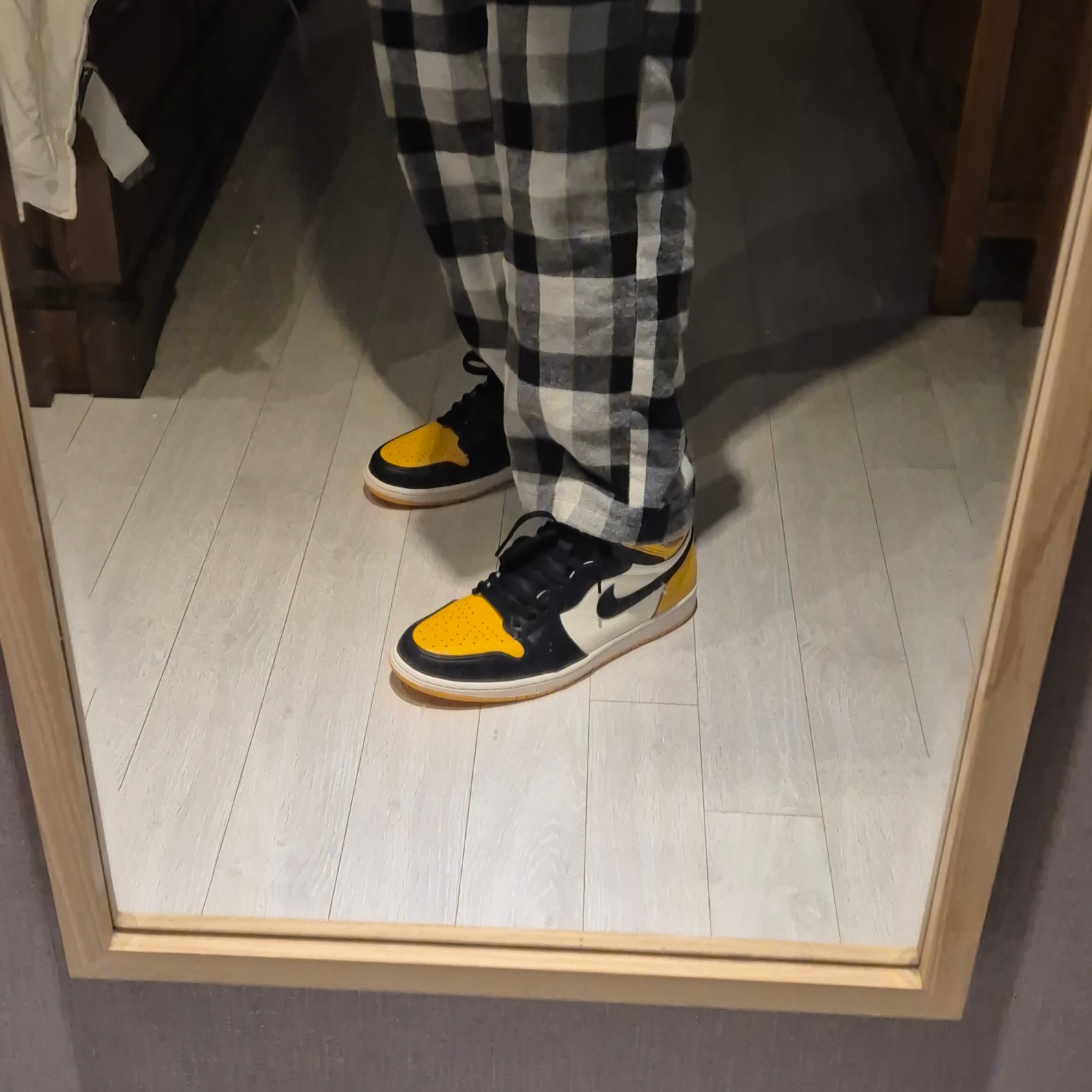 Jordan 1 Retro High OG Taxi 착용 스타일