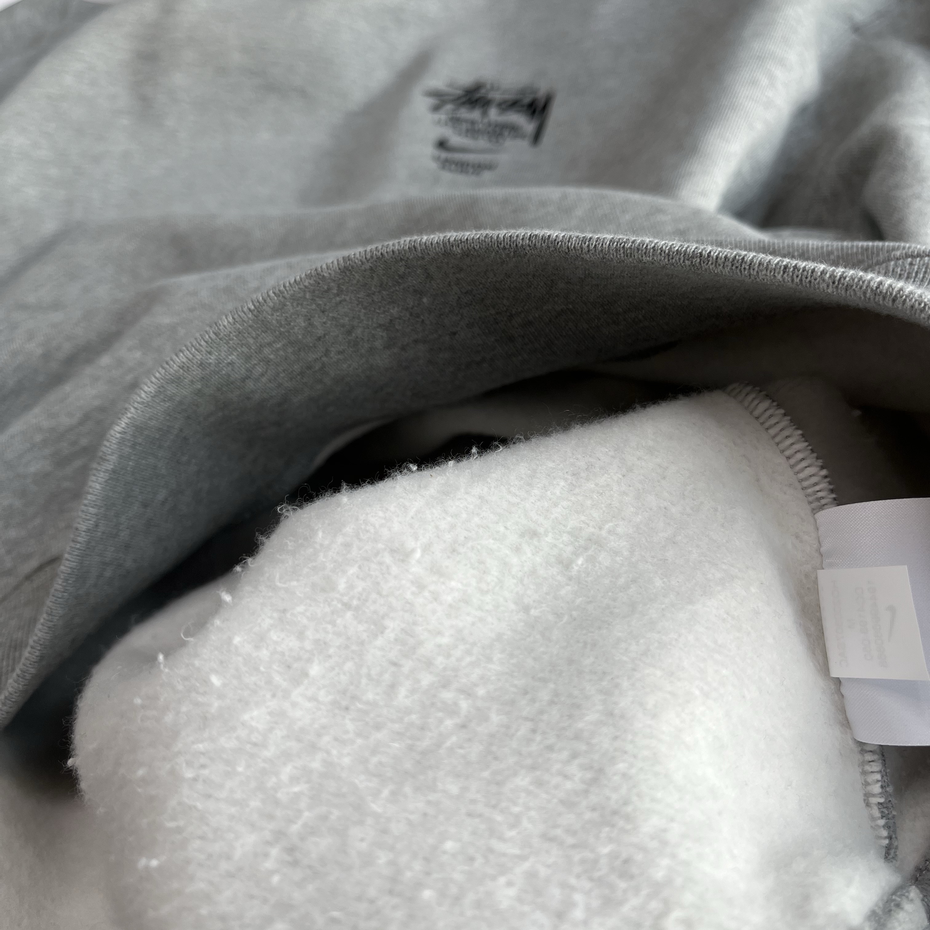 Nike x Stussy NRG ZR Fleece Crewneck Heather Grey - US/EU 착용 스타일 - 1