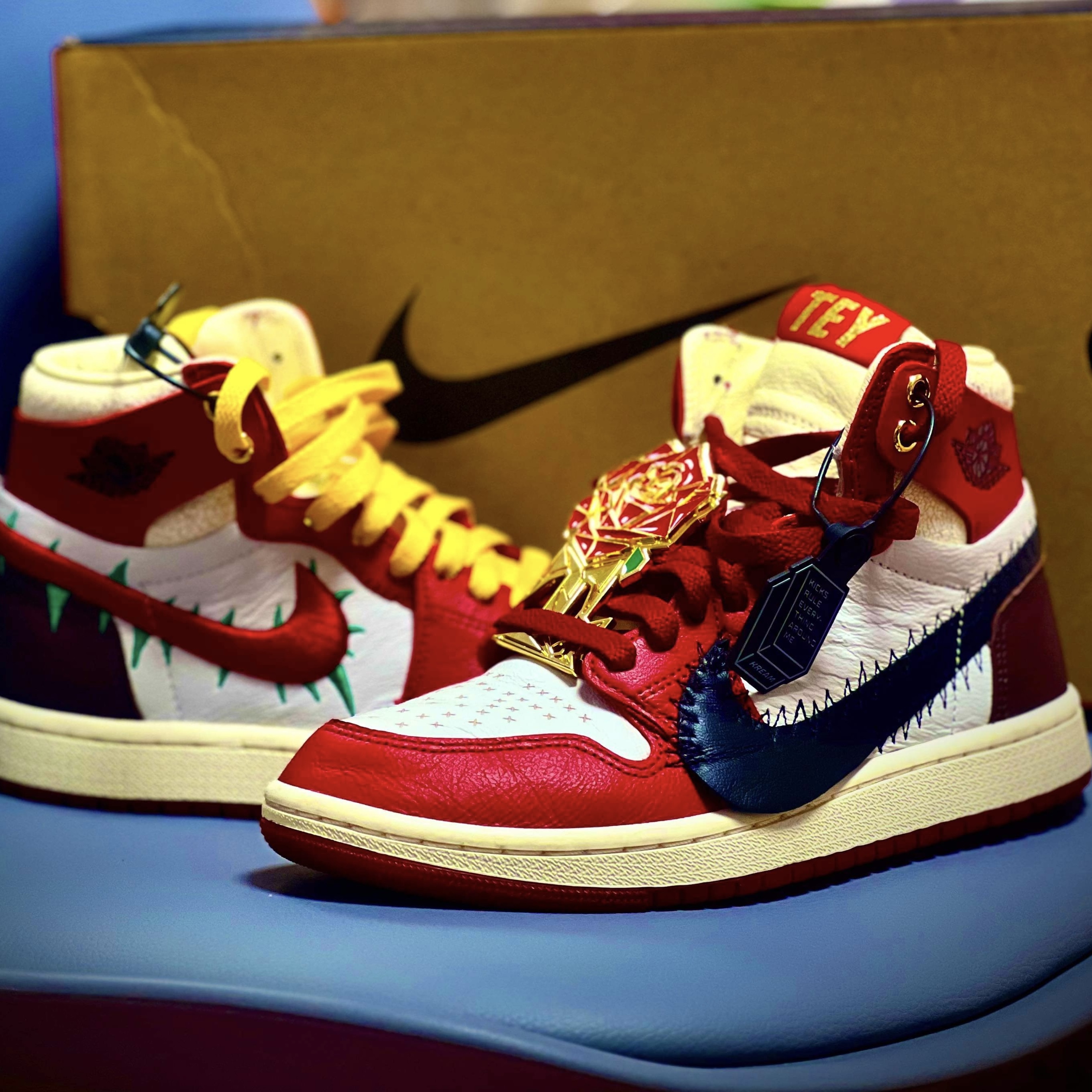 (W) Jordan 1 x Teyana Taylor Zoom CMFT 2 Gym Red 착용 스타일
