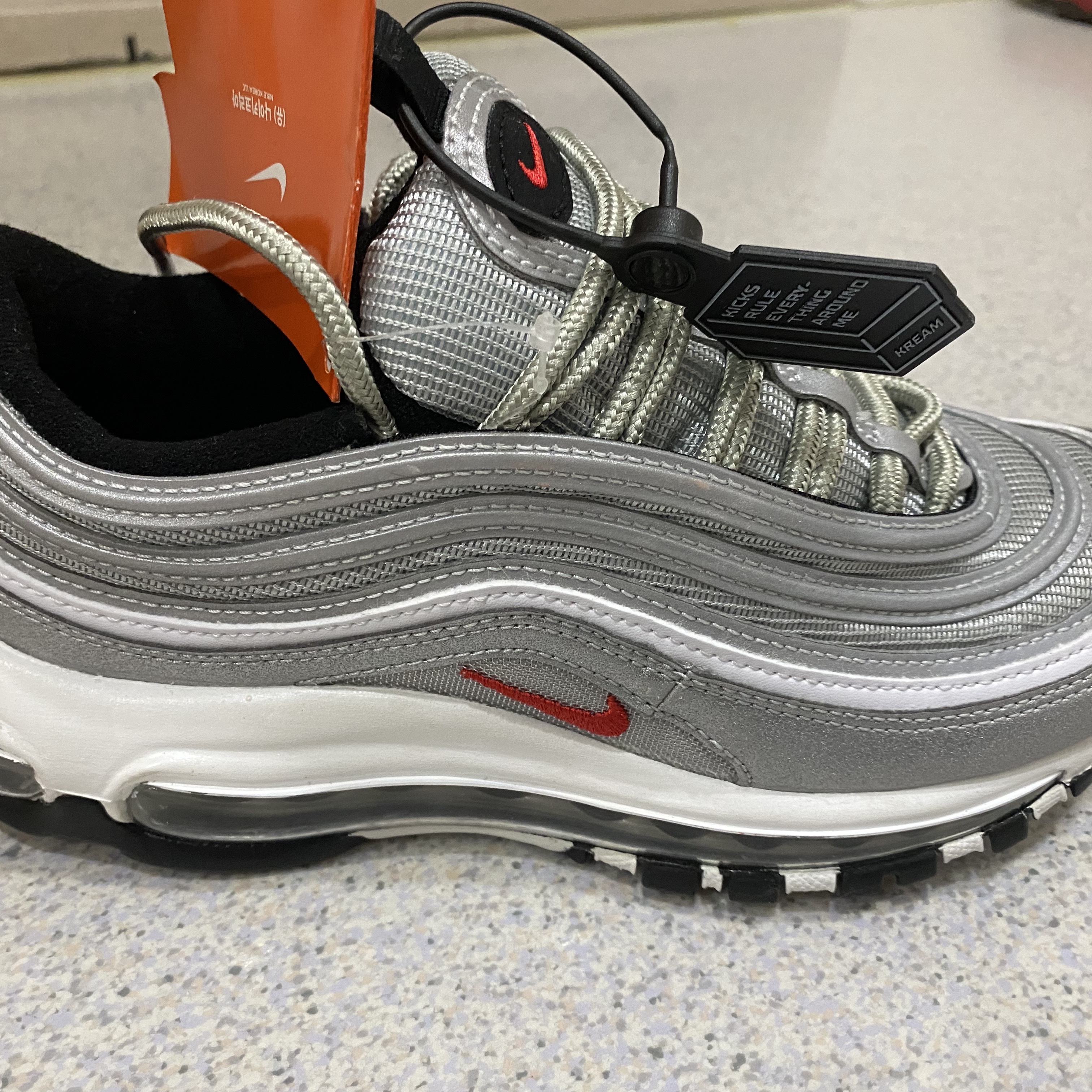 (W) Nike Air Max 97 OG Silver Bullet 2022 착용 스타일
