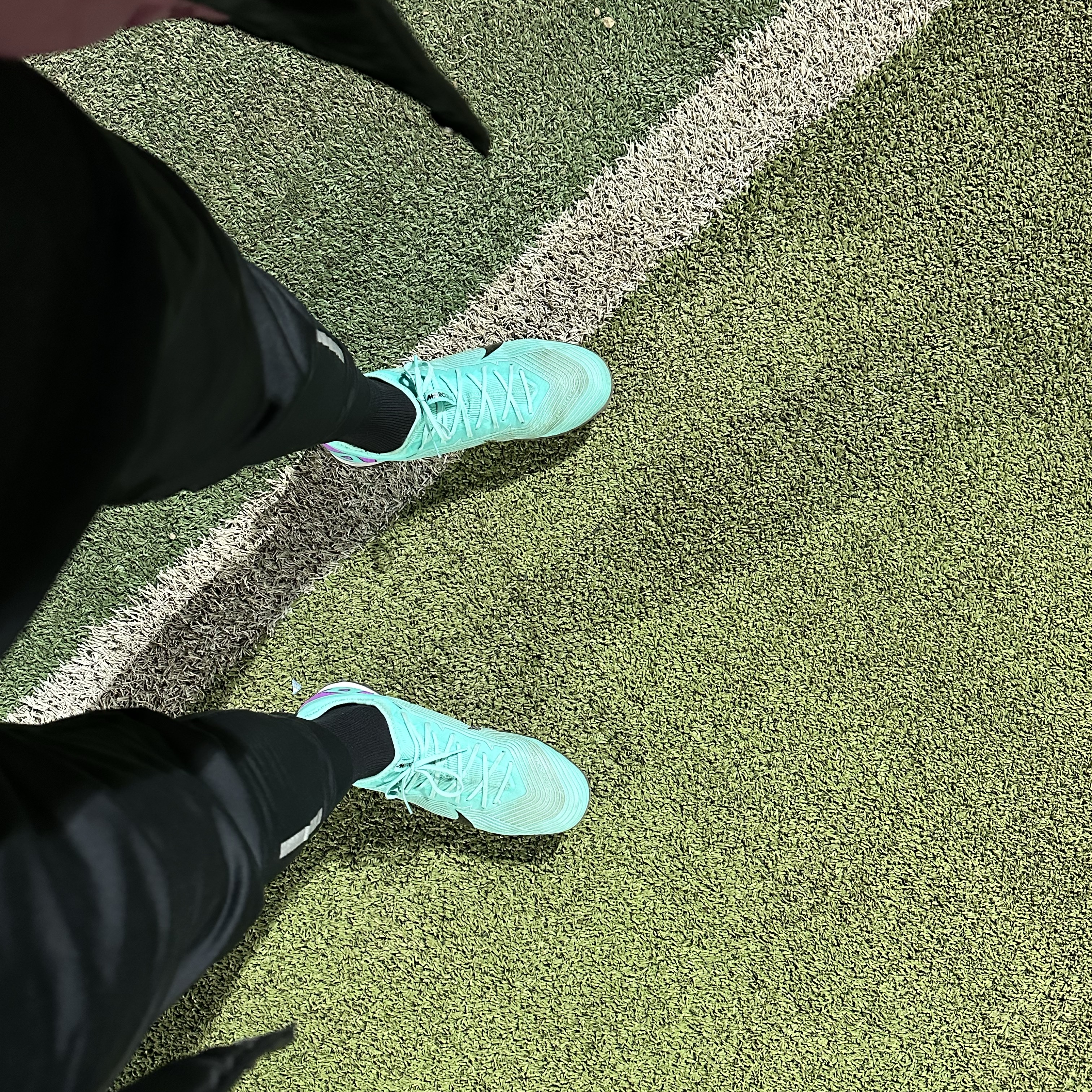 Nike Zoom Mercurial Vapor 15 Pro TF Hyper Turquoise Fuchsia Dream 착용 스타일