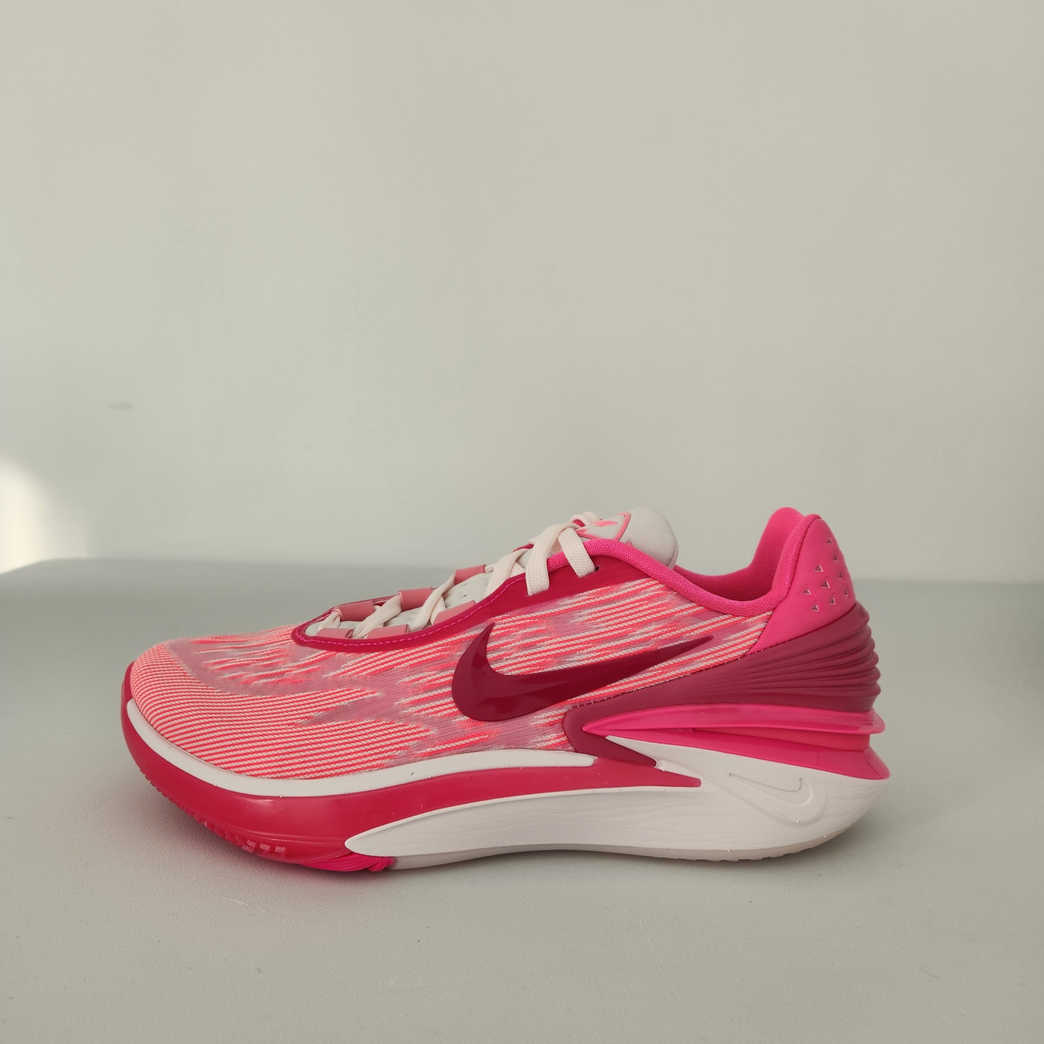 Nike Air Zoom GT Cut 2 EP Hyper Pink 착용 스타일 - 2