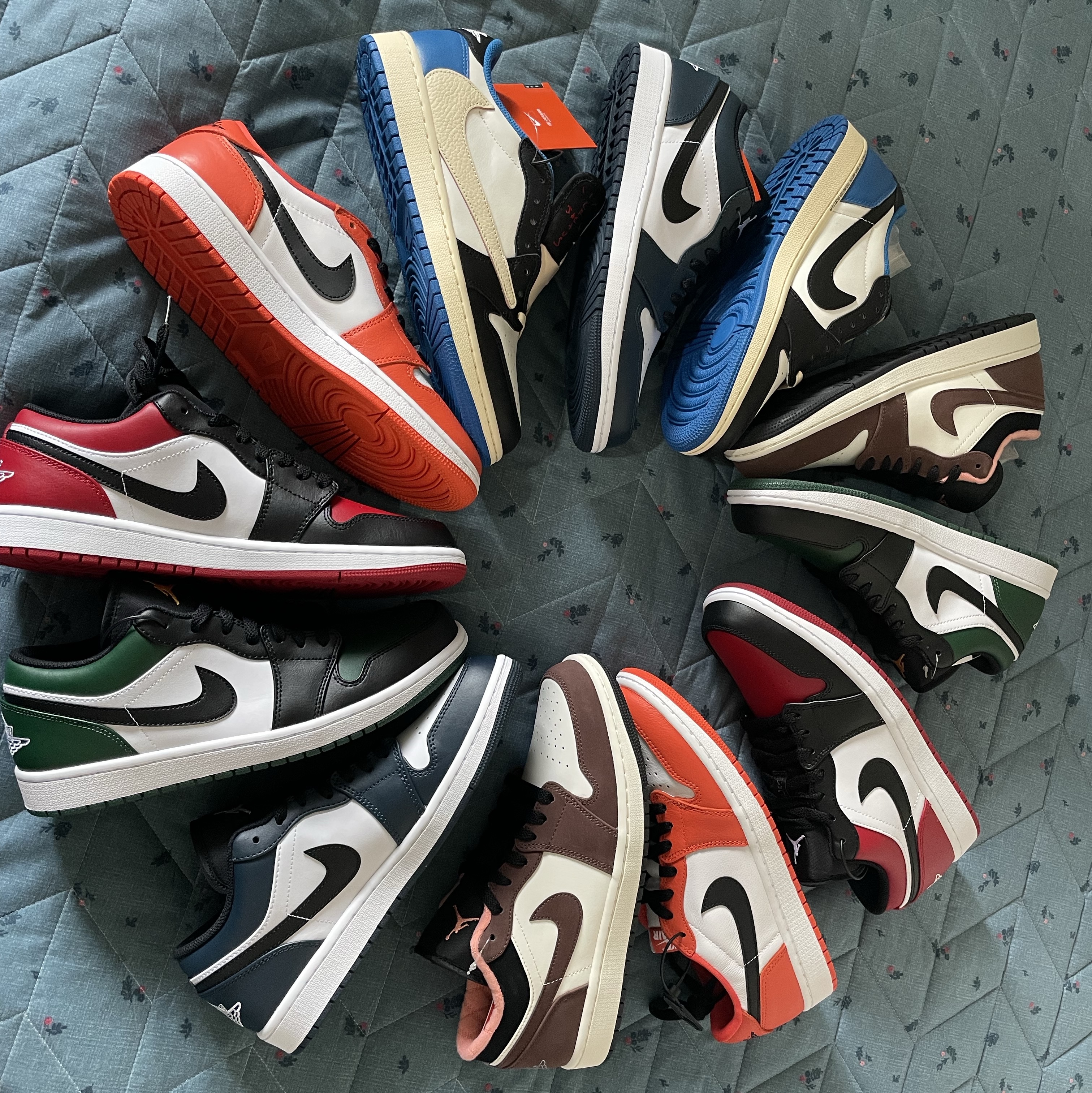 Jordan 1 Low Bred Toe, Jordan 1 x Travis Scott x Fragment Retro Low OG SP Military Blue 착용 스타일