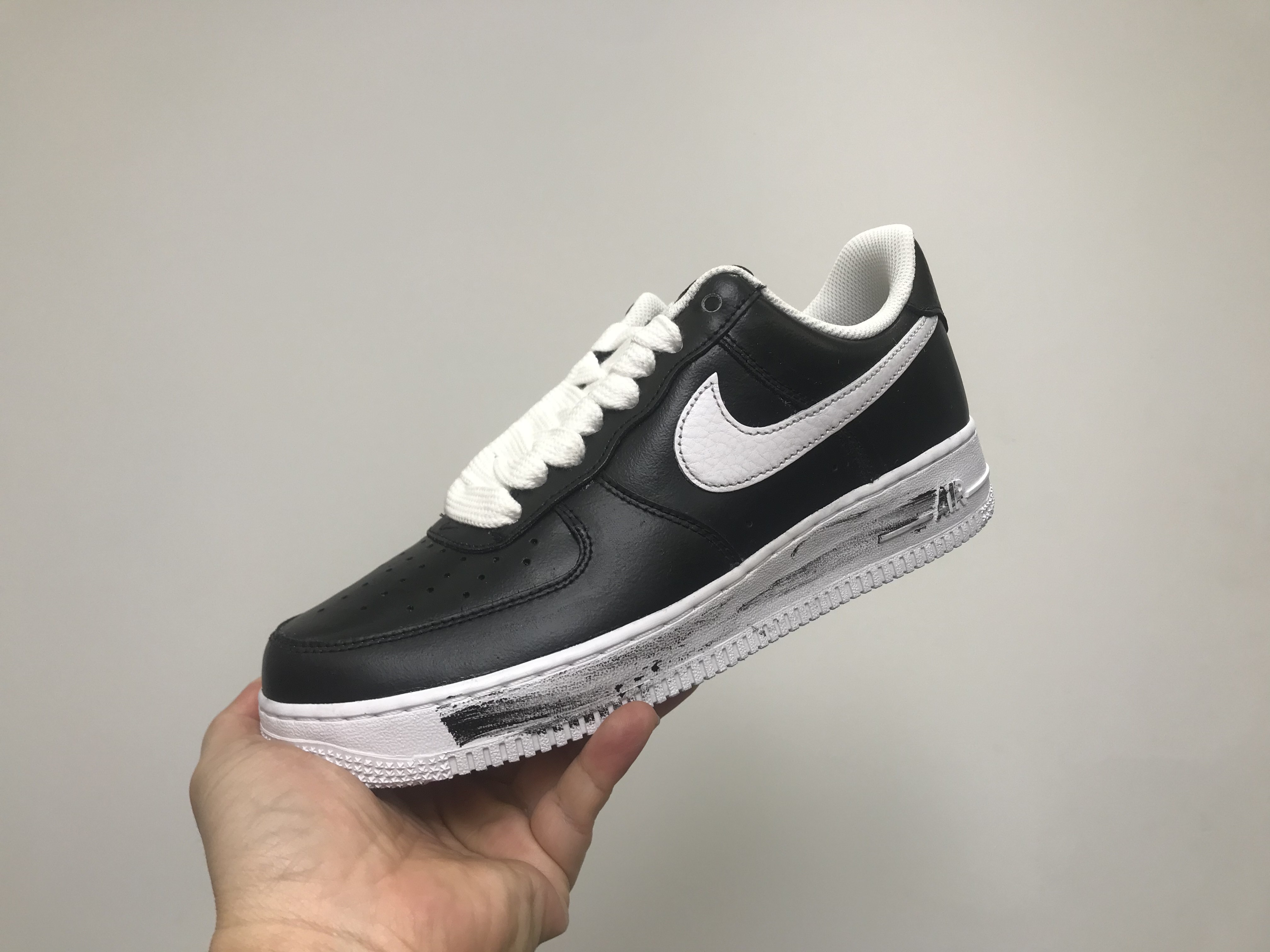 Nike x Peaceminusone Air Force 1 Low Para-Noise 착용 스타일 - 3