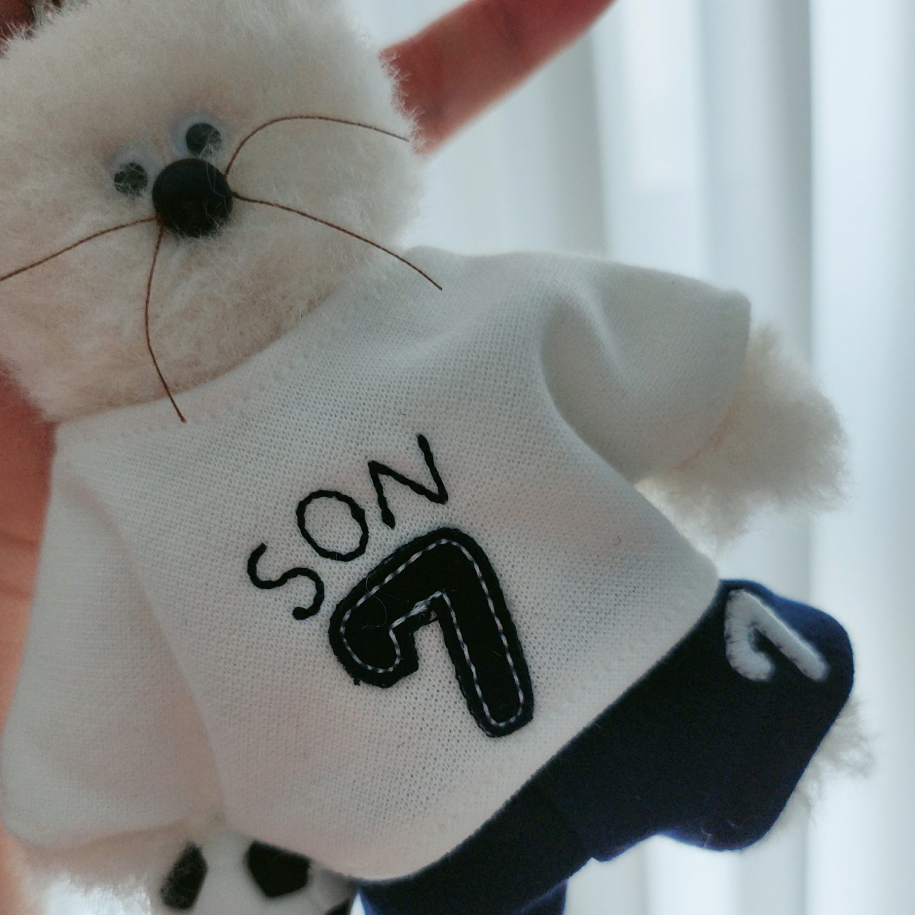 [예약 배송] NOS7 x Monamhee SON.hee Cream 착용 스타일