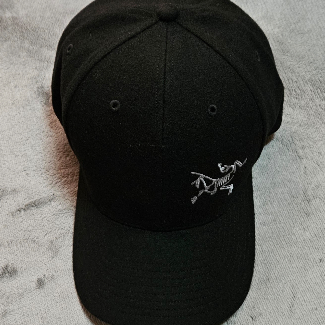 Arc'teryx Wool Ball Cap Black Heather 착용 스타일 - 1