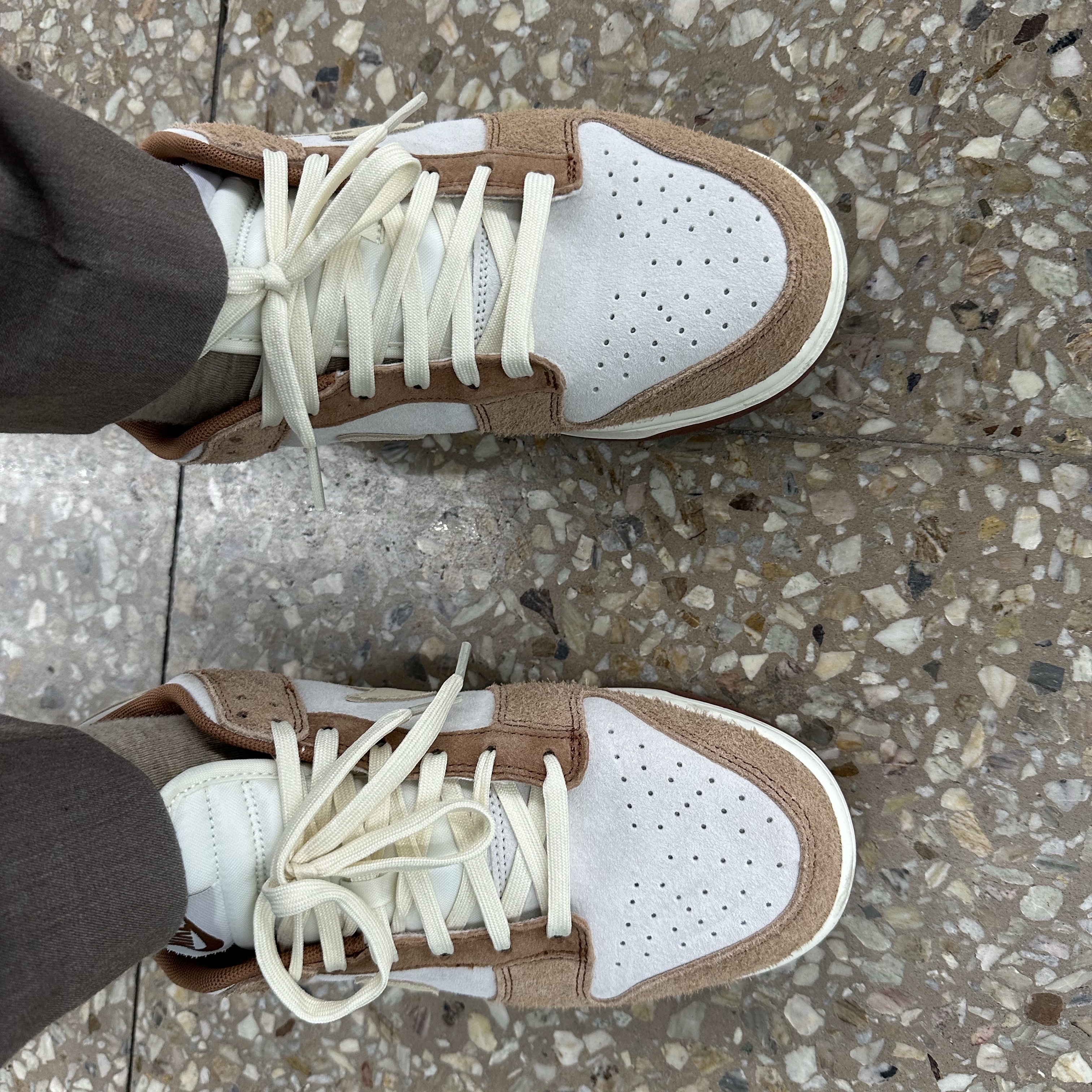 Nike Dunk Low Pro Premium Medium Curry 착용 스타일