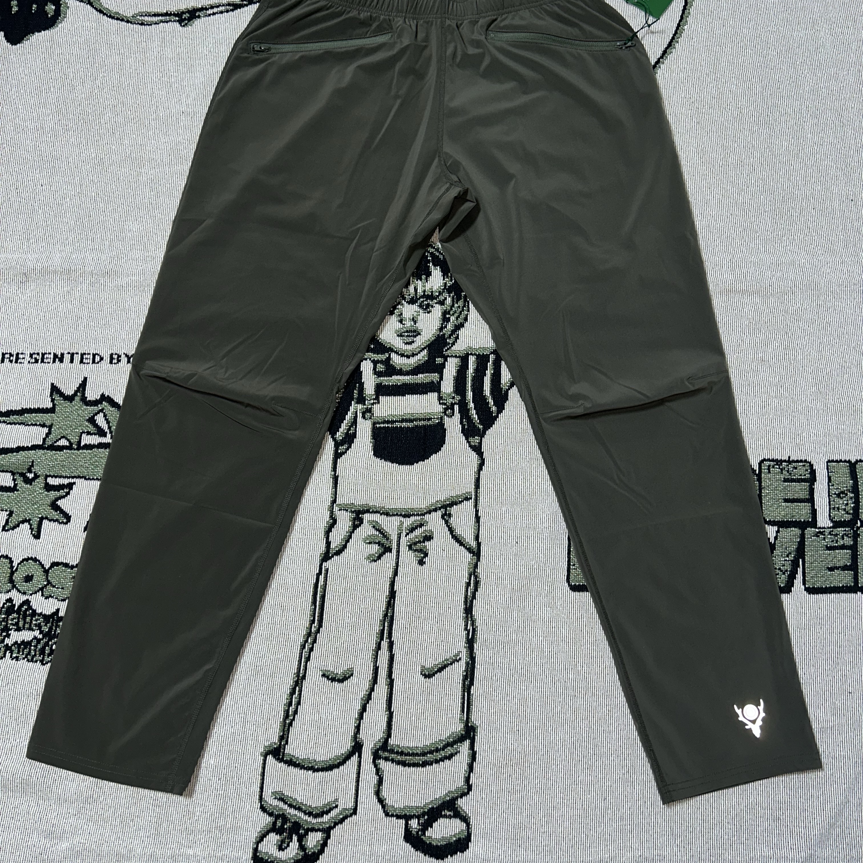South2 West8 2P Cycle Pants Olive Drab 착용 스타일 - 5