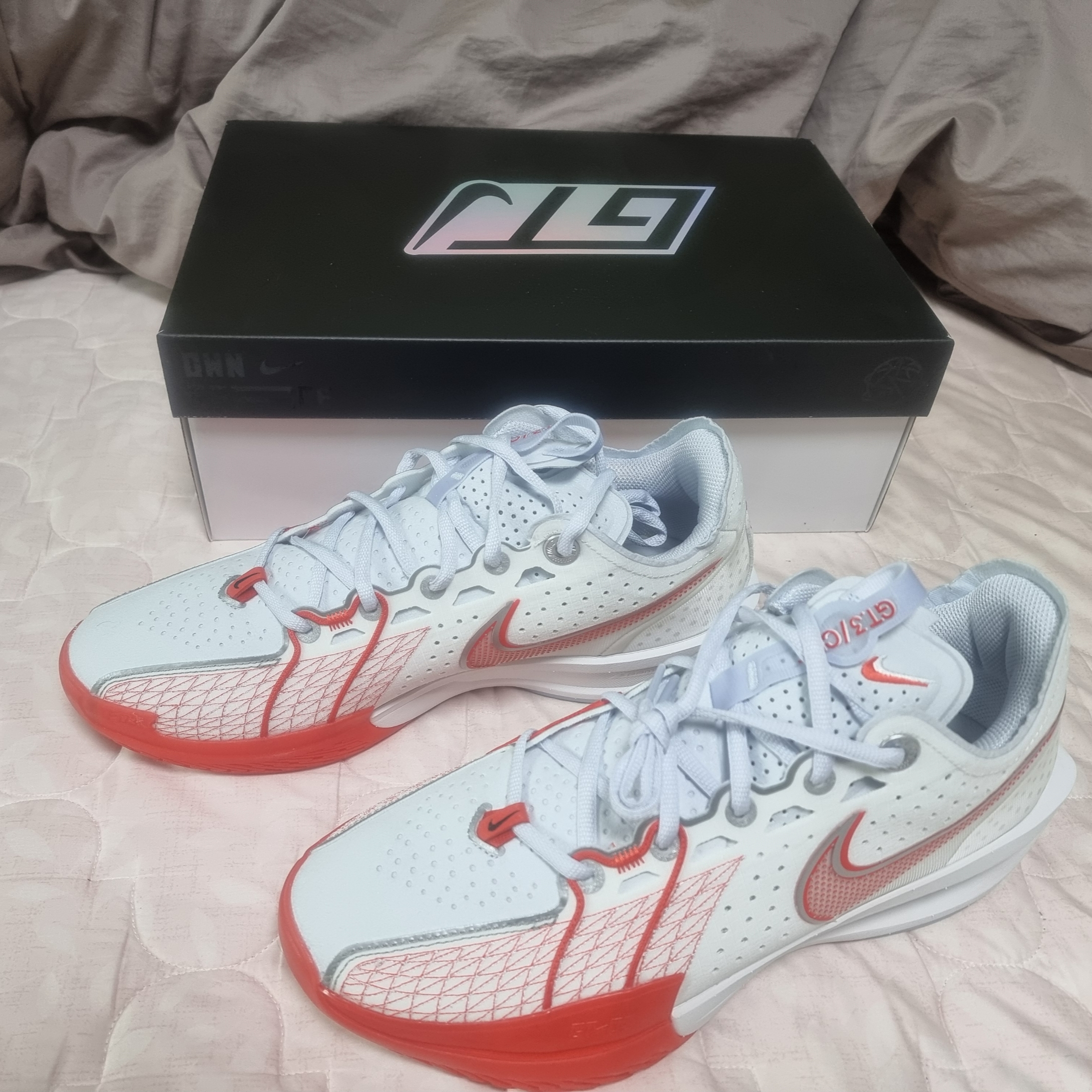 Nike Air Zoom GT Cut 3 EP Summit White Picante Red 착용 스타일 - 1