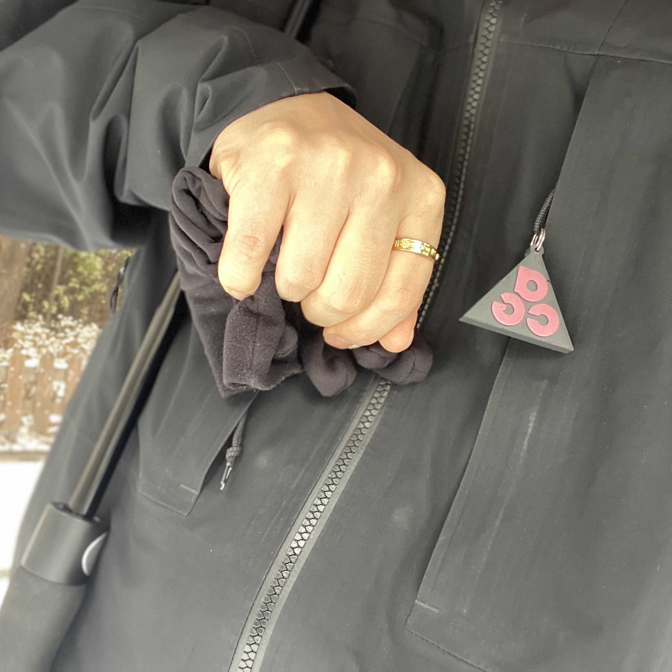 Nike ACG Trail Cap Black, Nike ACG Gore-Tex Misery Ridge Jacket Black - US/EU 착용 스타일 - 3