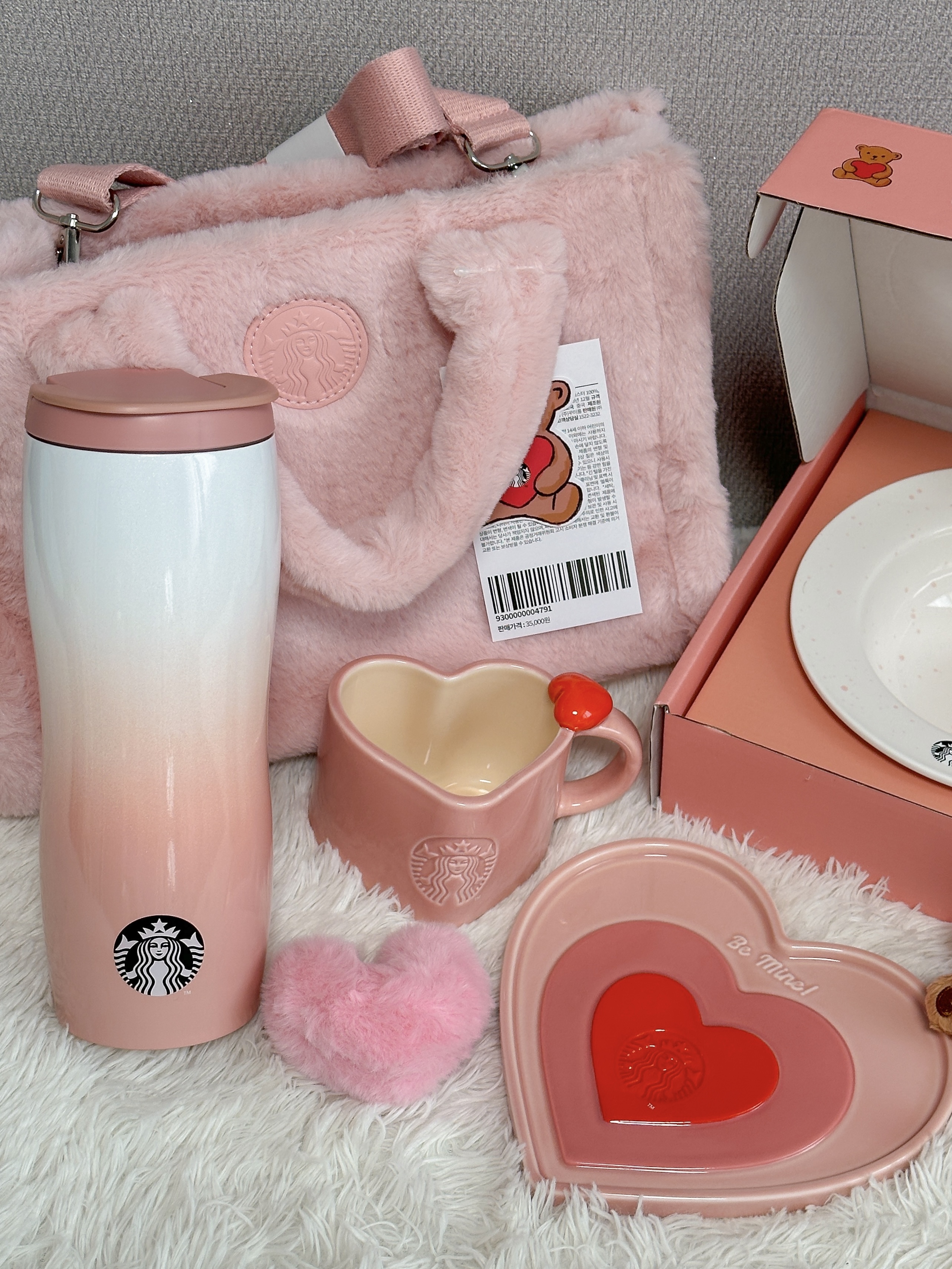 Starbucks Be Mine Bear Fabric Keychain, Starbucks Popping Love Bowl & Cutlery Set 착용 스타일 - 7