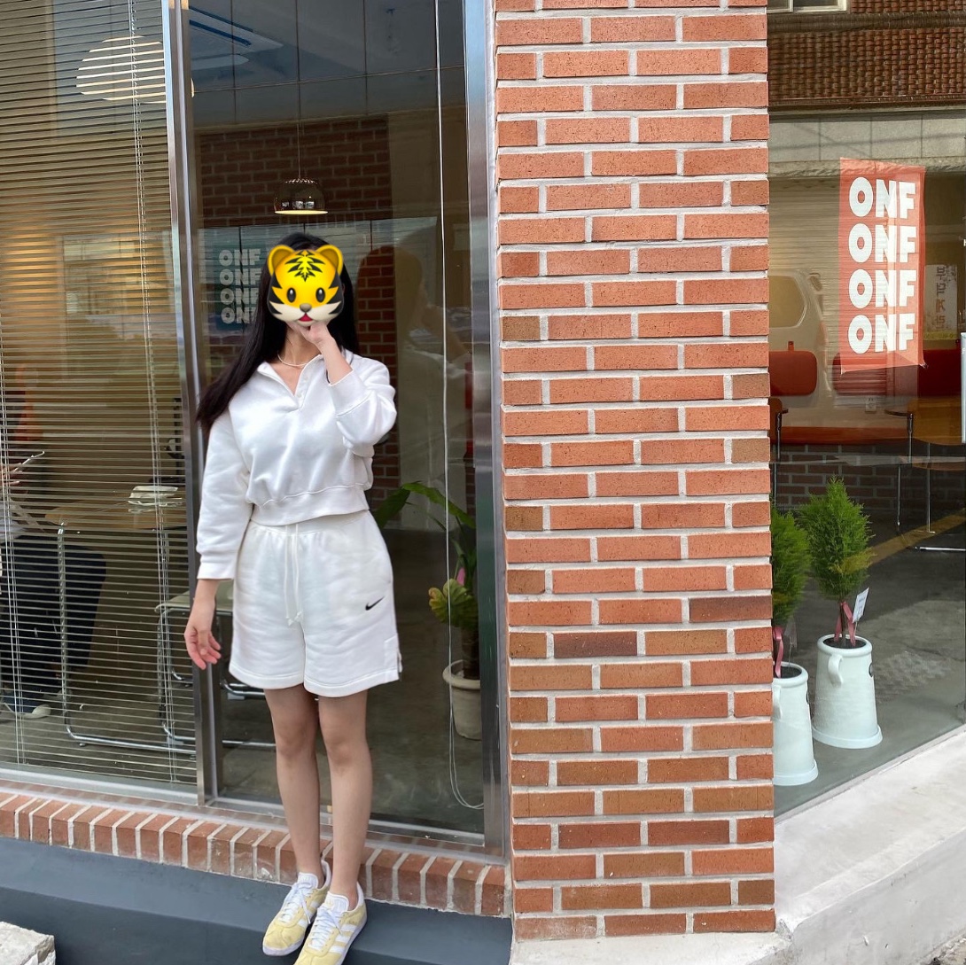 Adidas Gazelle Almost Yellow 착용 스타일 - 1