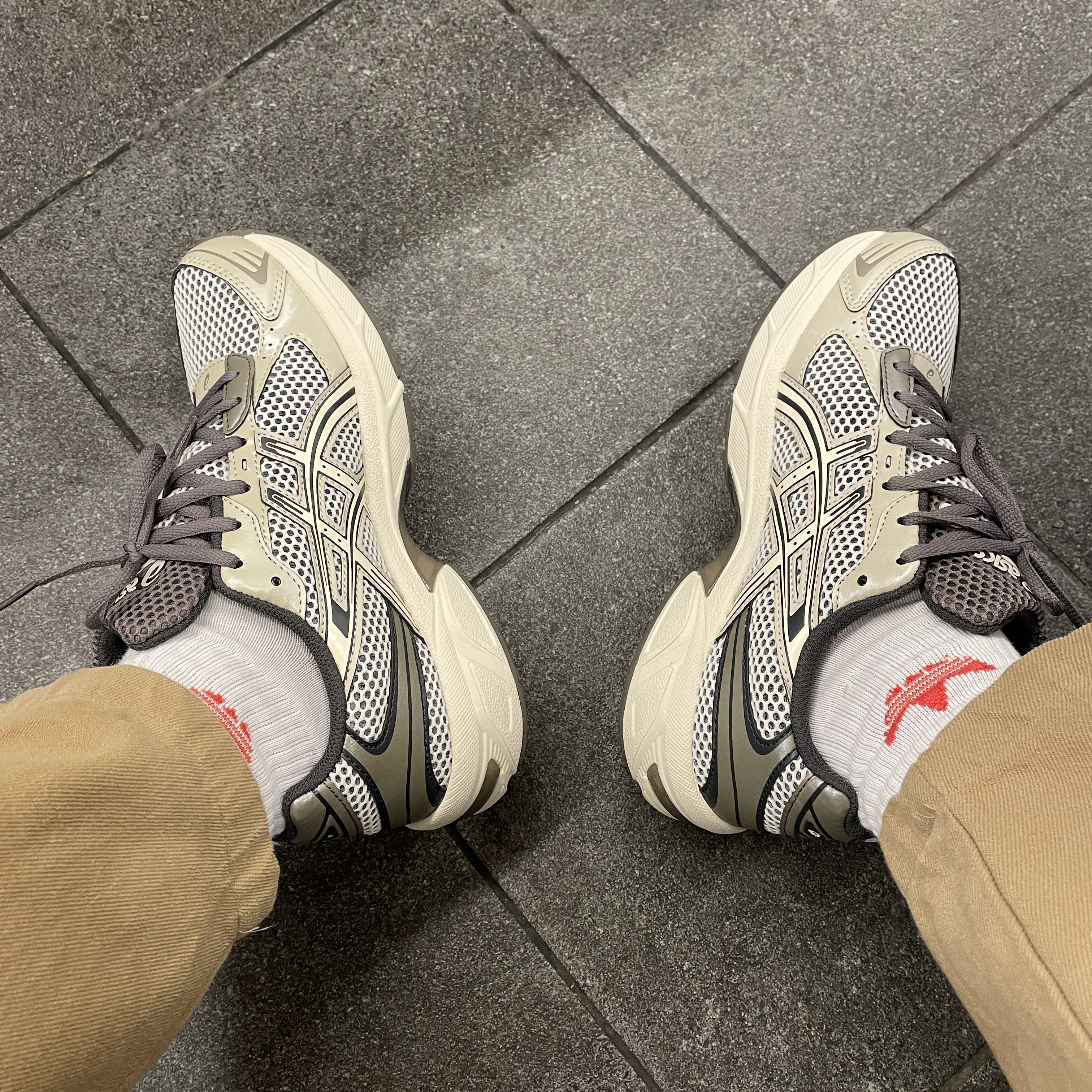 Asics Gel-1130 Birch Dark Taupe - Korea Exclusive 착용 스타일