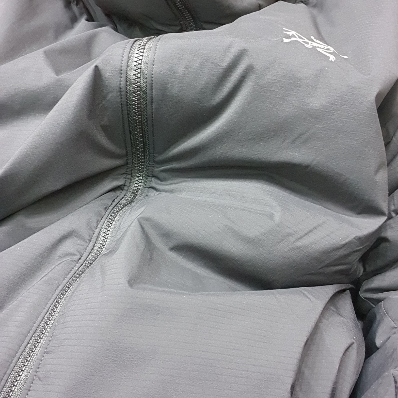 Arc'teryx Atom Heavyweight Hoody Black 착용 스타일