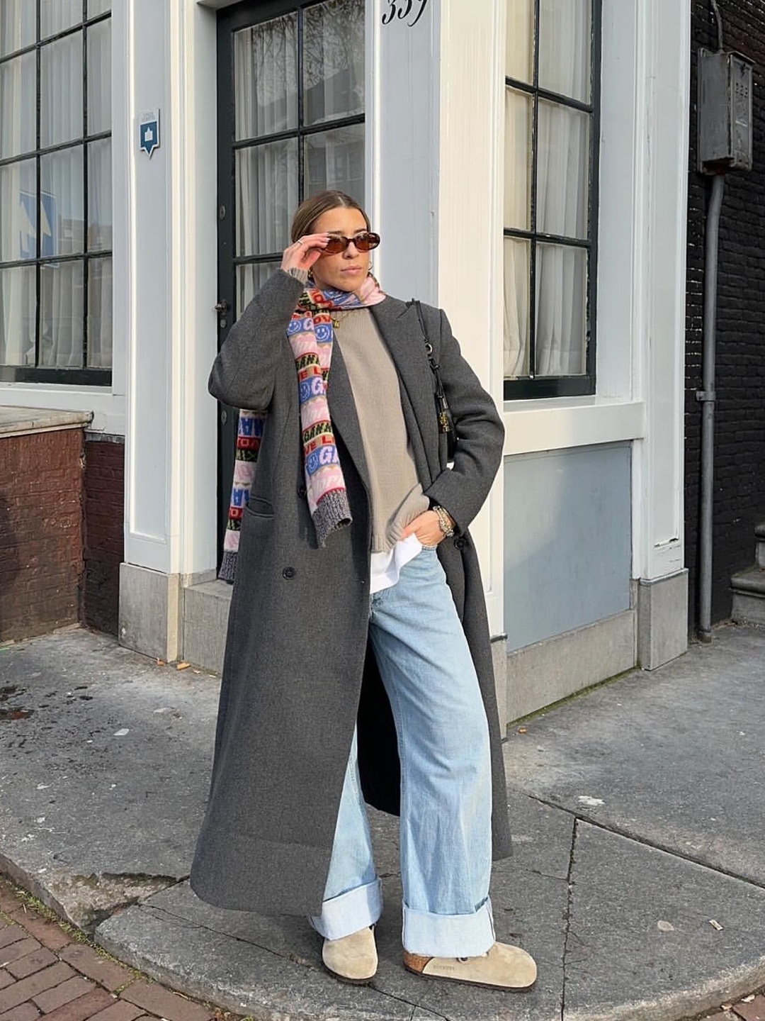 [KREAM 단독] STU Overfit Double Breasted Cashmere Coat Grey 착용 스타일 - 2