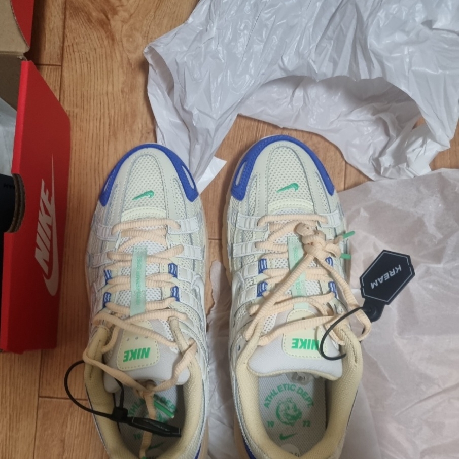 Nike P-6000 Coconut Milk Medium Blue 착용 스타일
