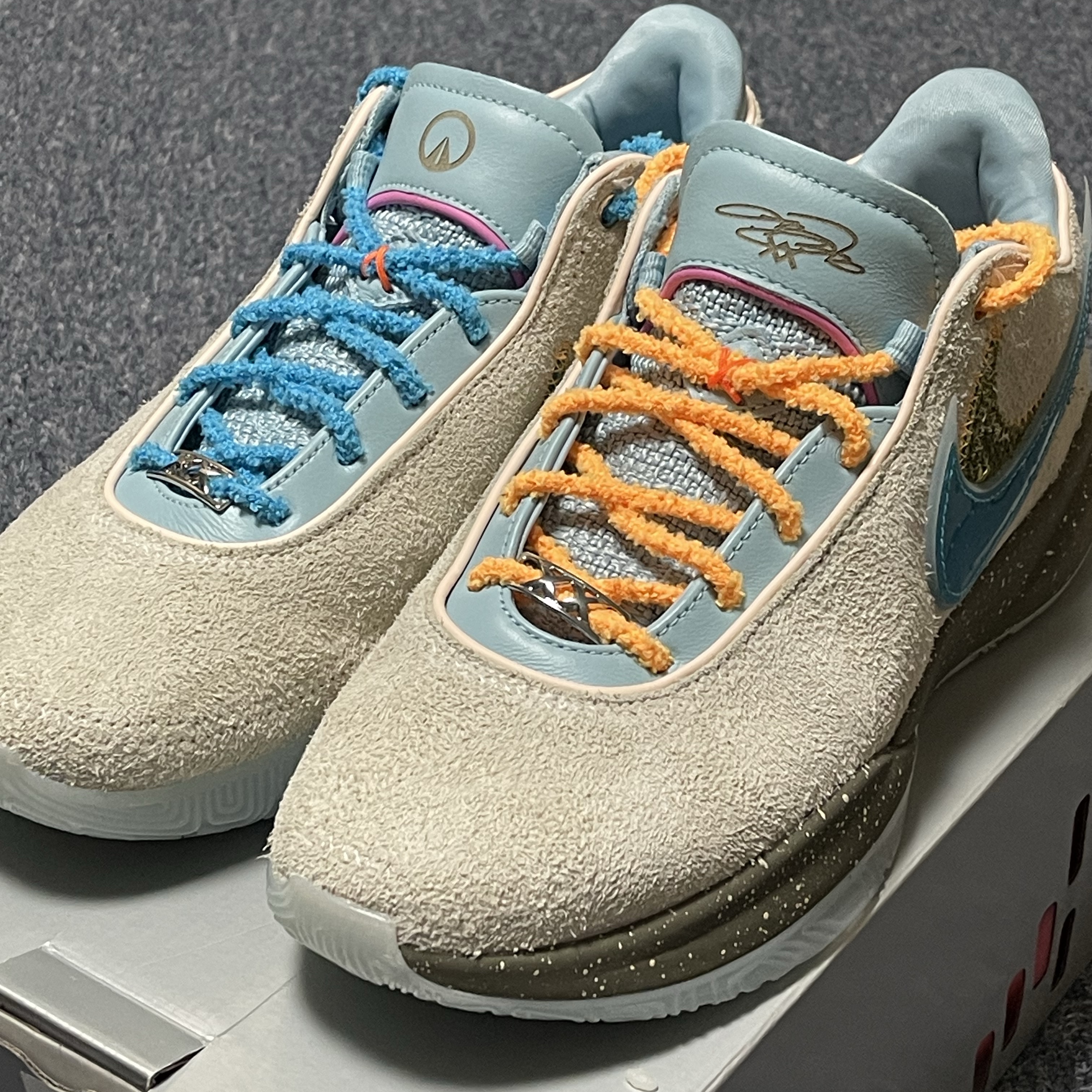 Nike x Unknwn LeBron XX EP Guava Ice 착용 스타일 - 1