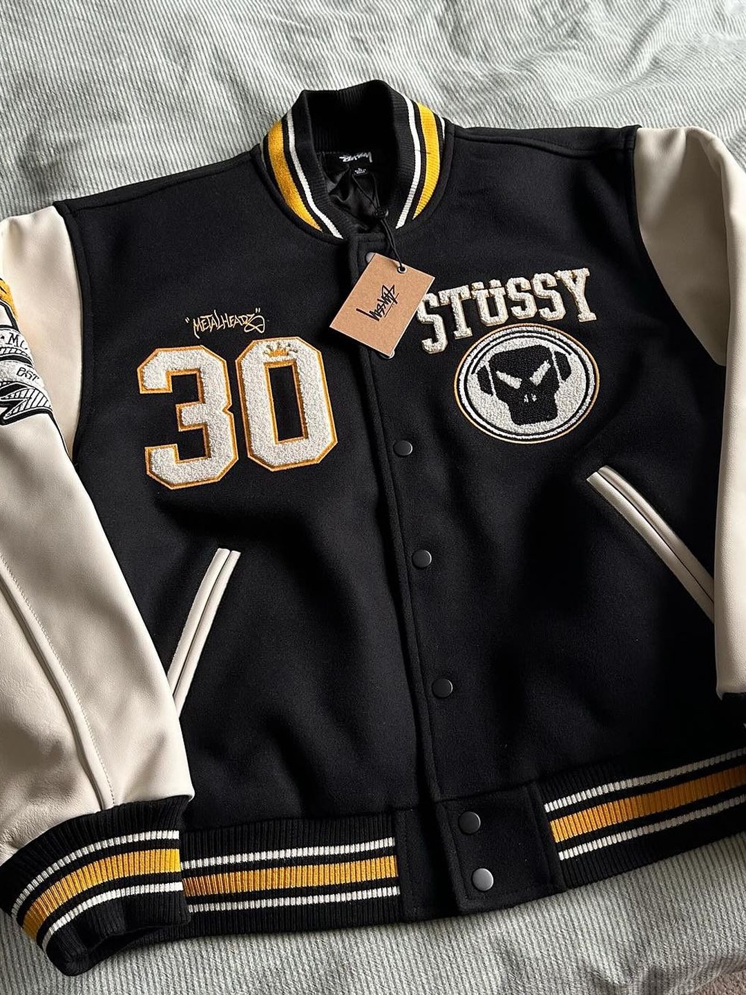 Stussy x Goldie Metalheadz 30 Varsity Jacket Black 착용 스타일 - 2