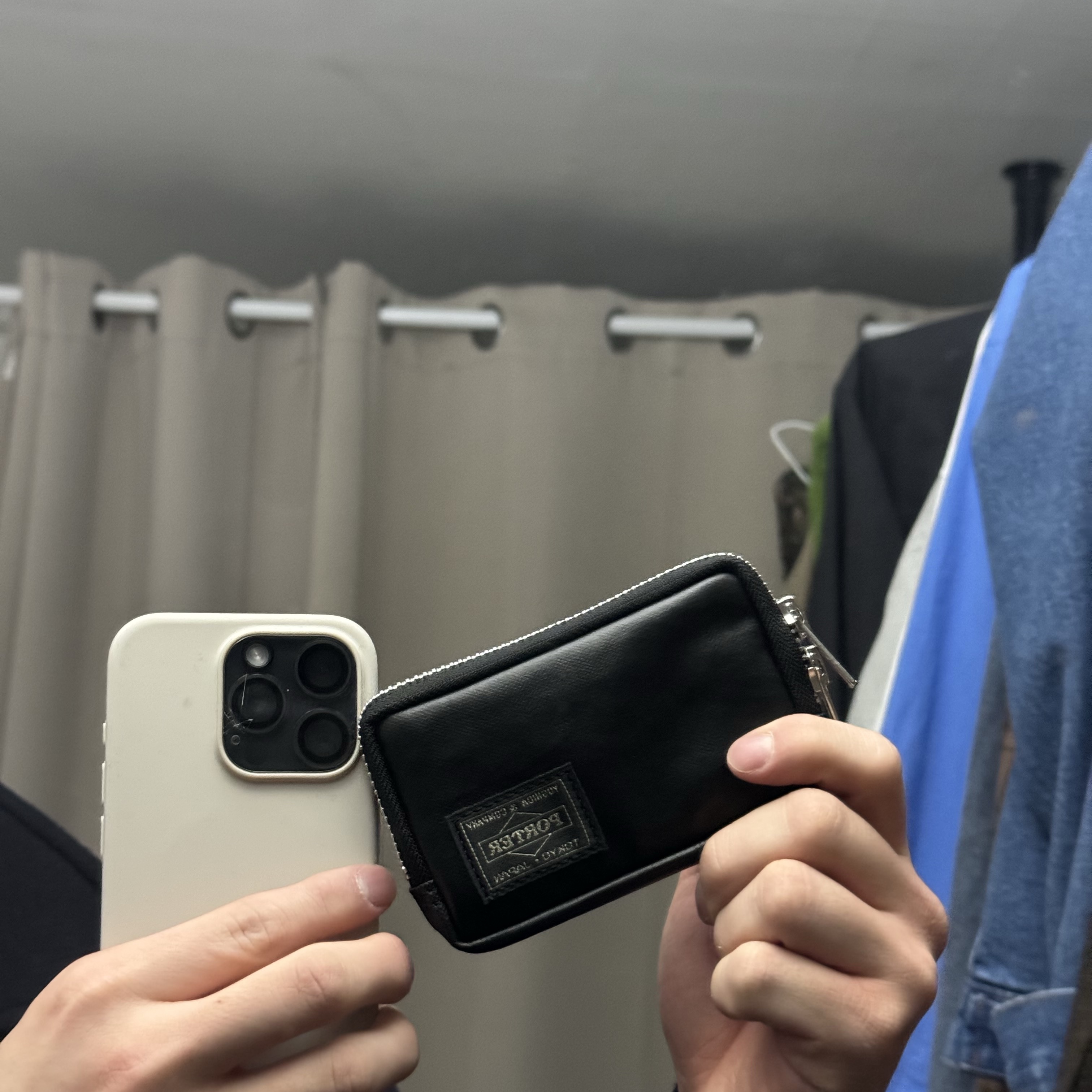 Porter Freestyle Multi Coin Case Black 착용 스타일 - 2