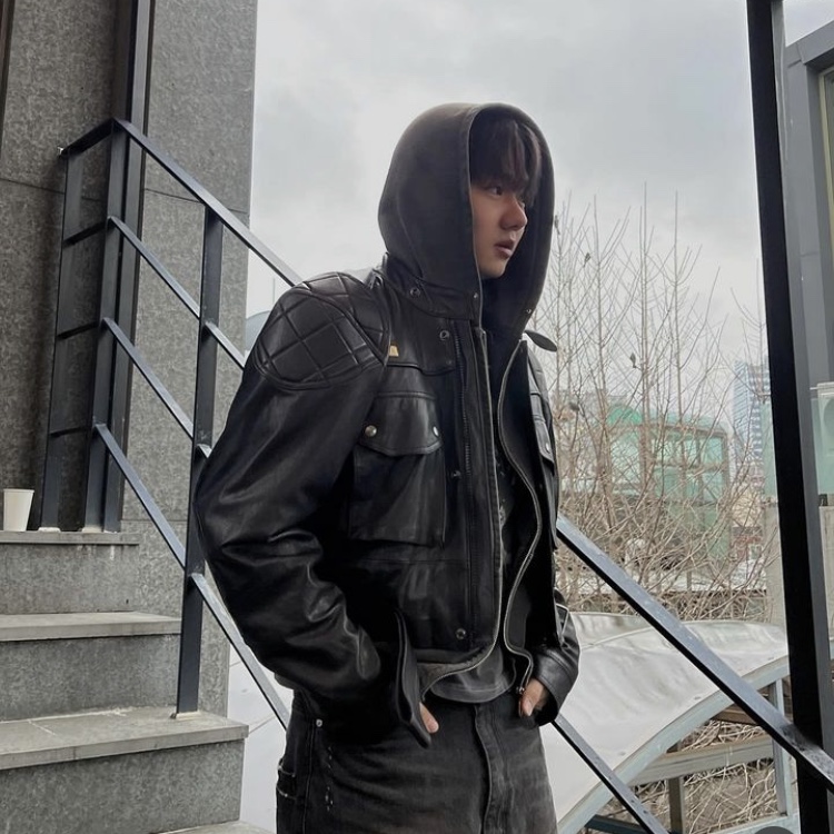 Martine Rose Leather Rider Jacket Black 착용 스타일 - 6