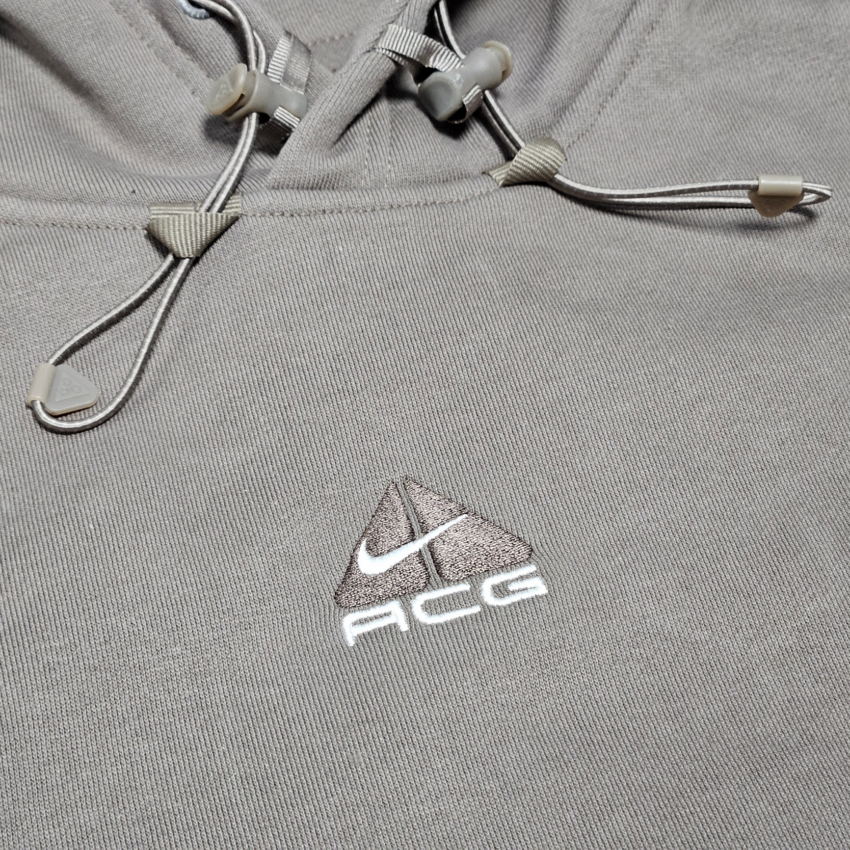 Nike ACG Therma-Fit Pullover Fleece Hoodie Olive Grey - Asia 착용 스타일 - 3
