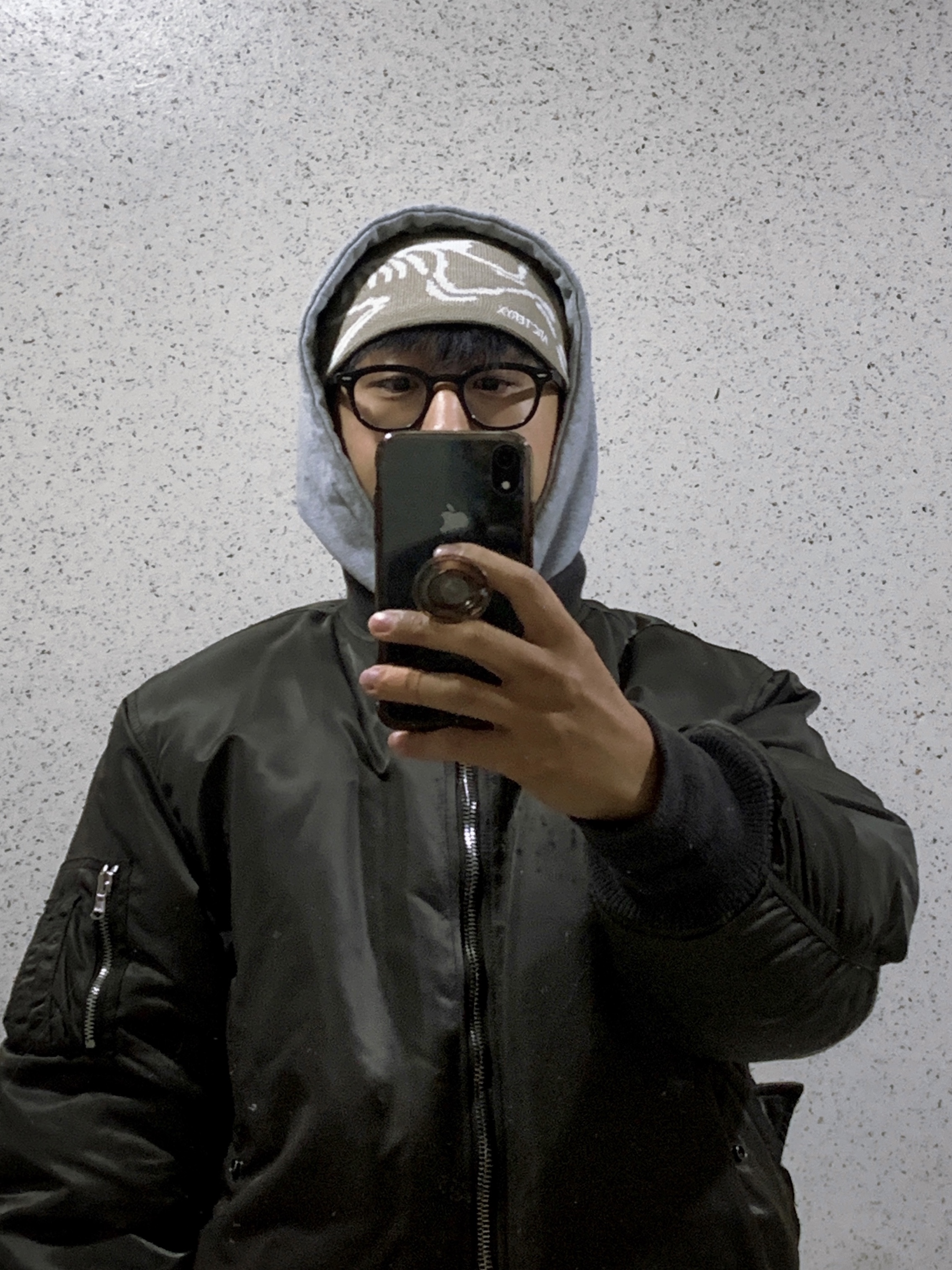 Arc'teryx Bird Head Toque Smoke Bluff 착용 스타일