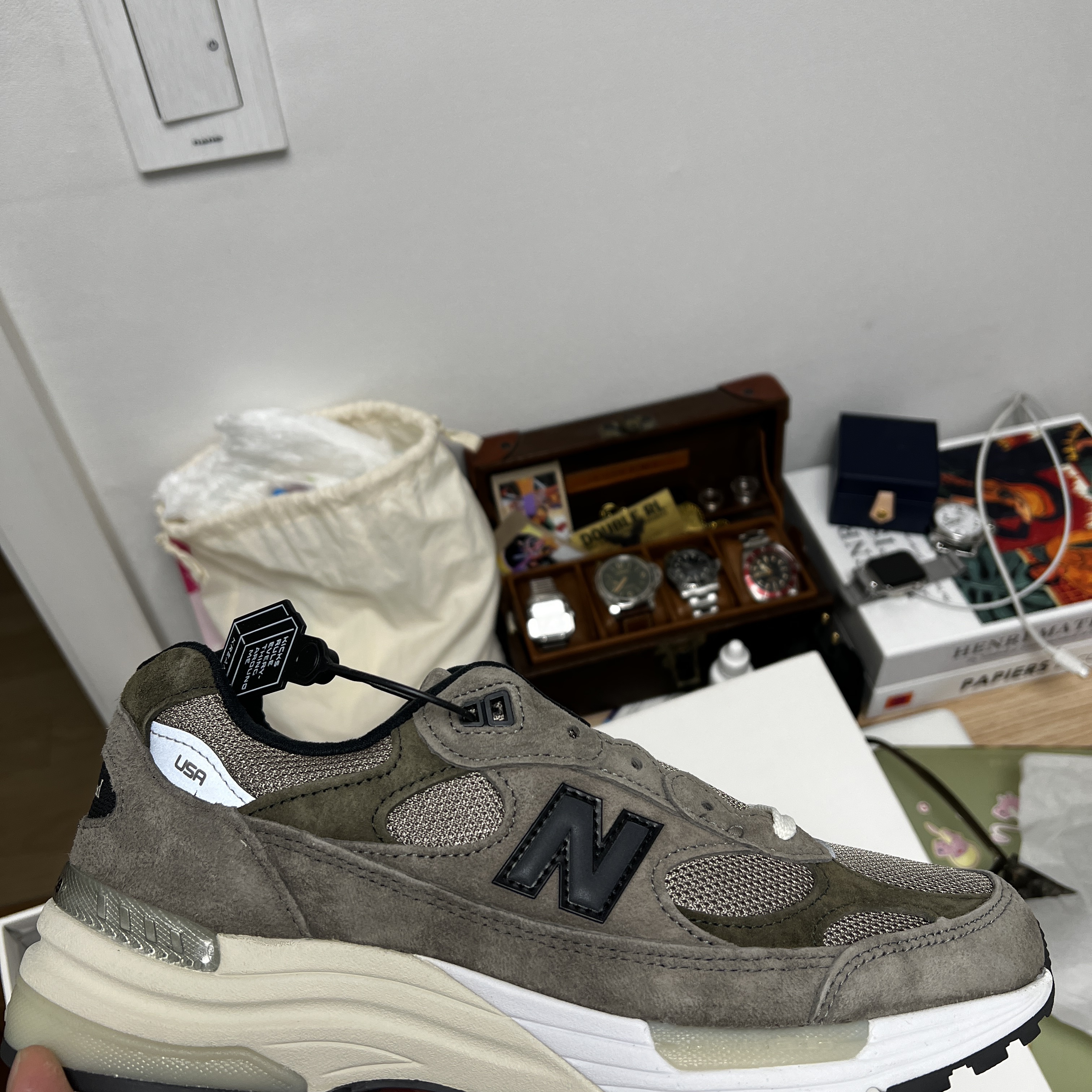 New Balance x JJJJound 992 Made in USA Grey 착용 스타일