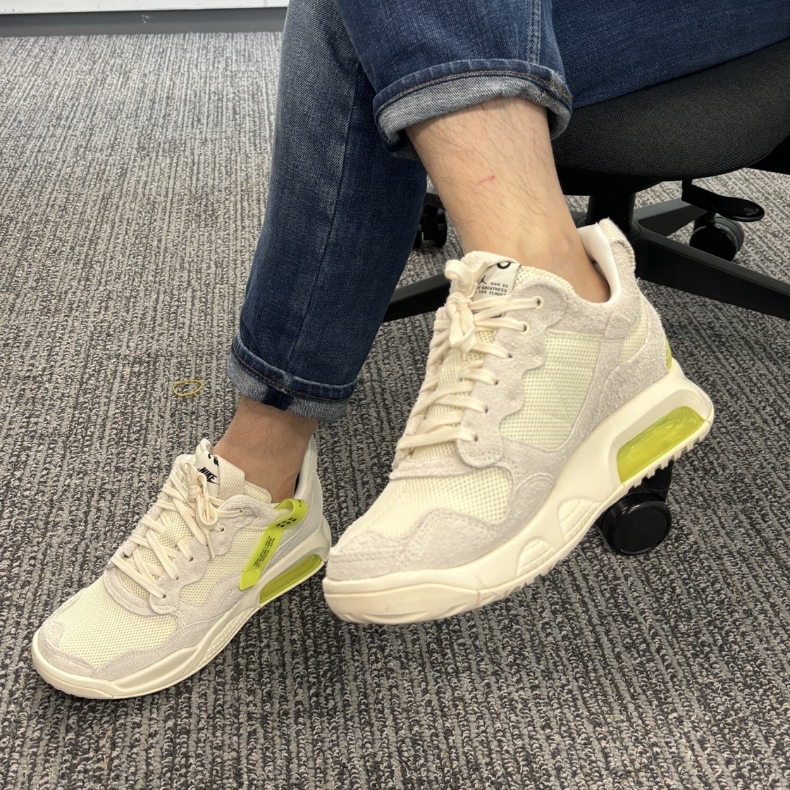 Jordan MA2 Pale Ivory Volt 착용 스타일