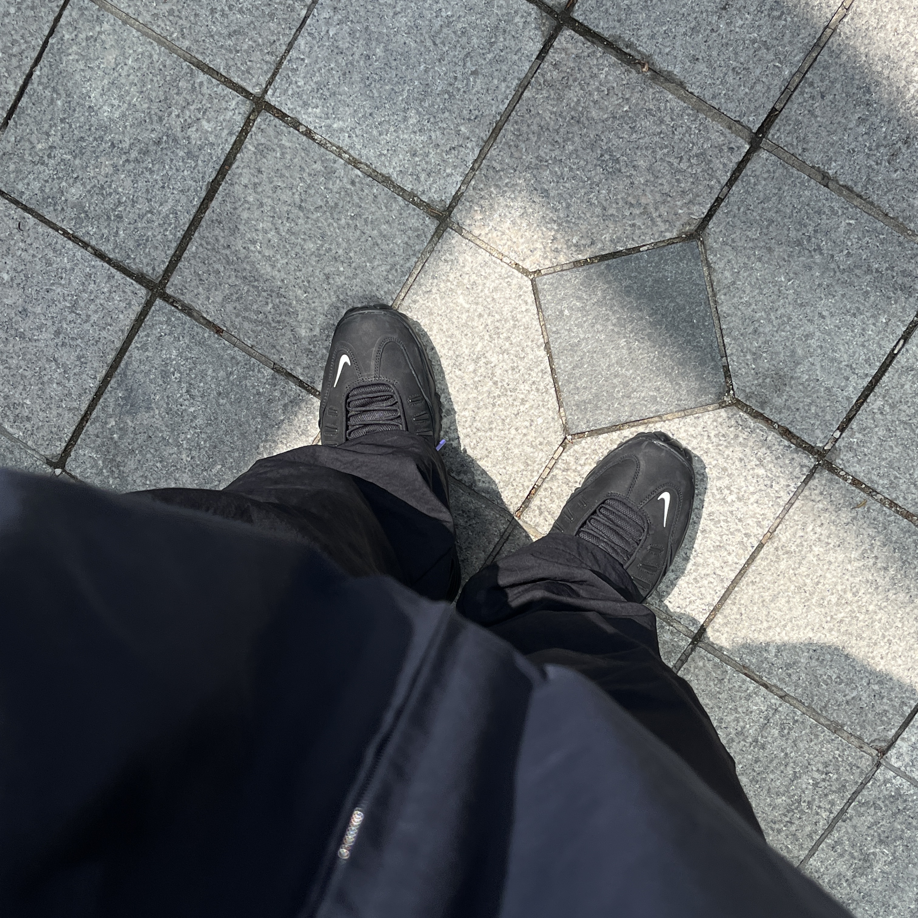 Nike x Ambush Air Adjust Force SP Black and Psychic Purple 착용 스타일