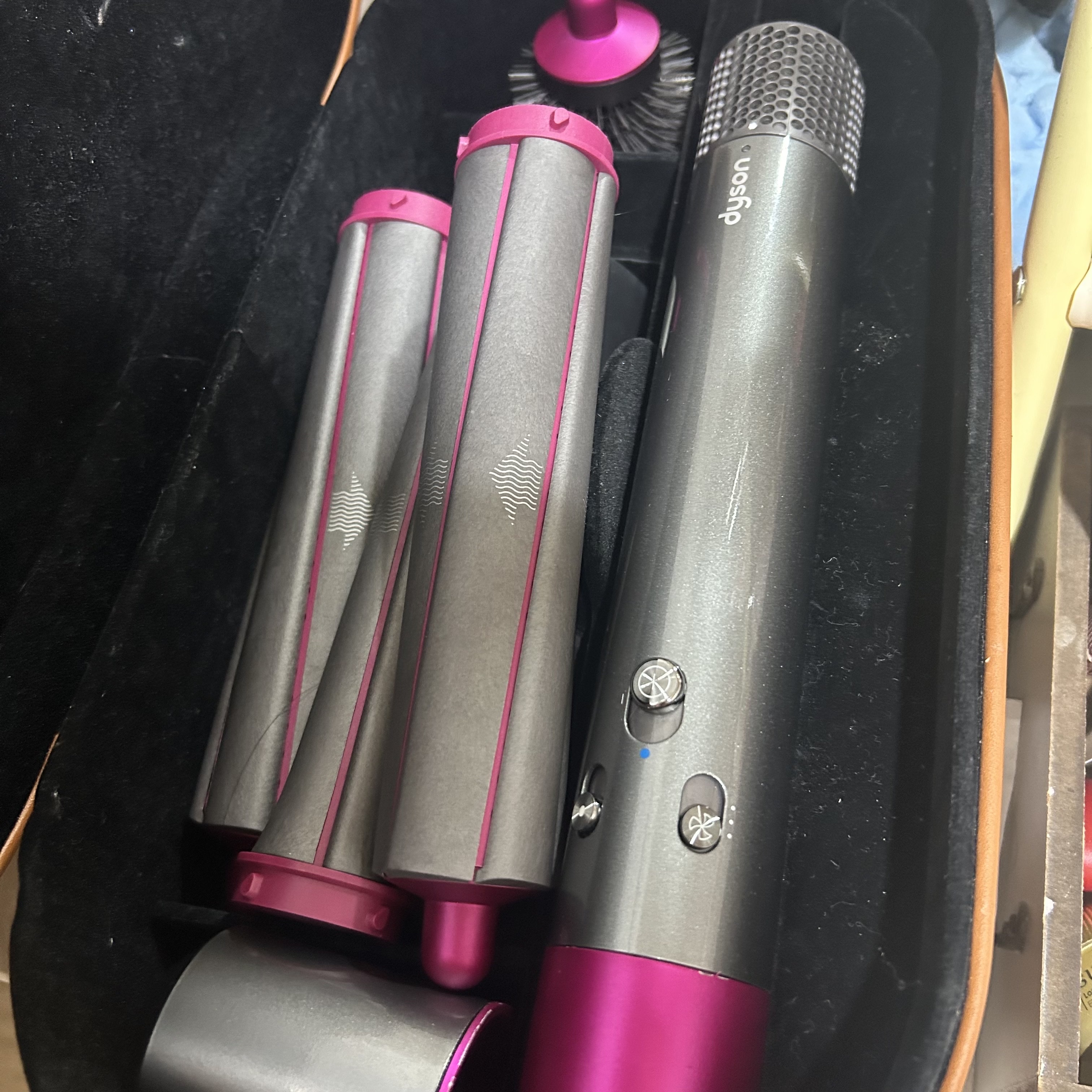 Dyson Airwrap Styler Complete Long Nickel Fuchsia (Korean Ver.) 착용 스타일