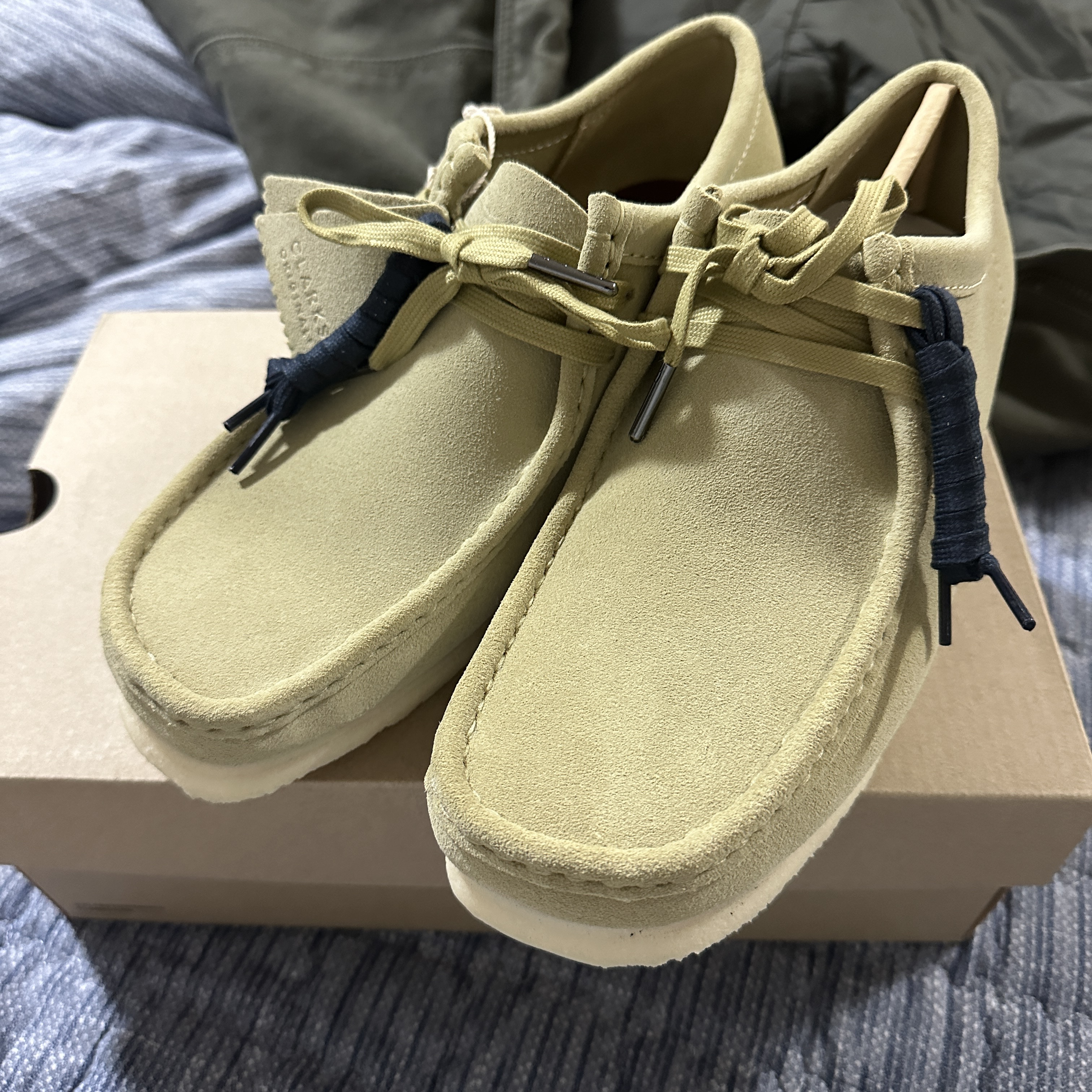 Clarks Wallabee Maple Suede 착용 스타일