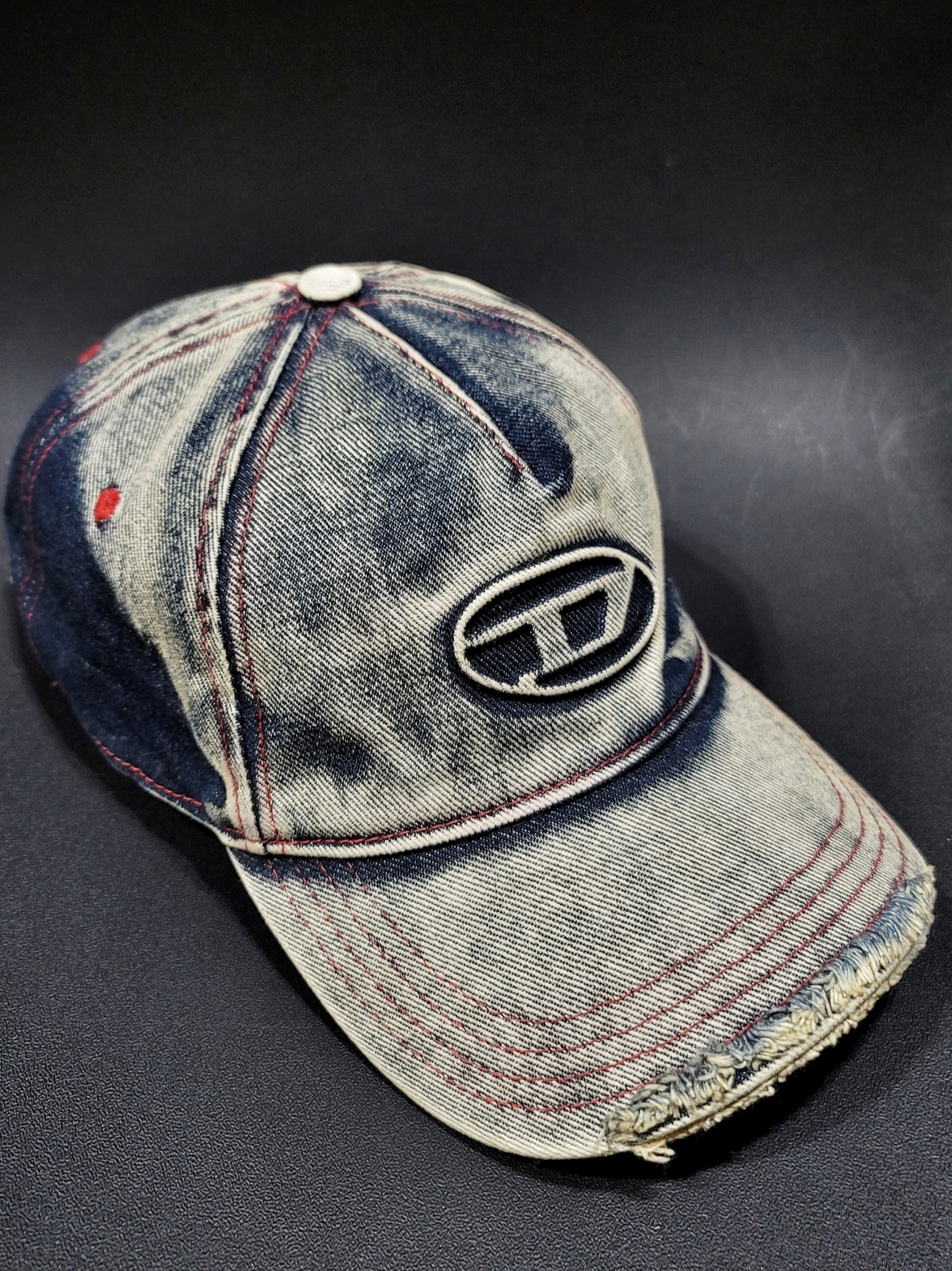 Diesel C-Seymon Treated Denim Baseball Cap Blue White 착용 스타일