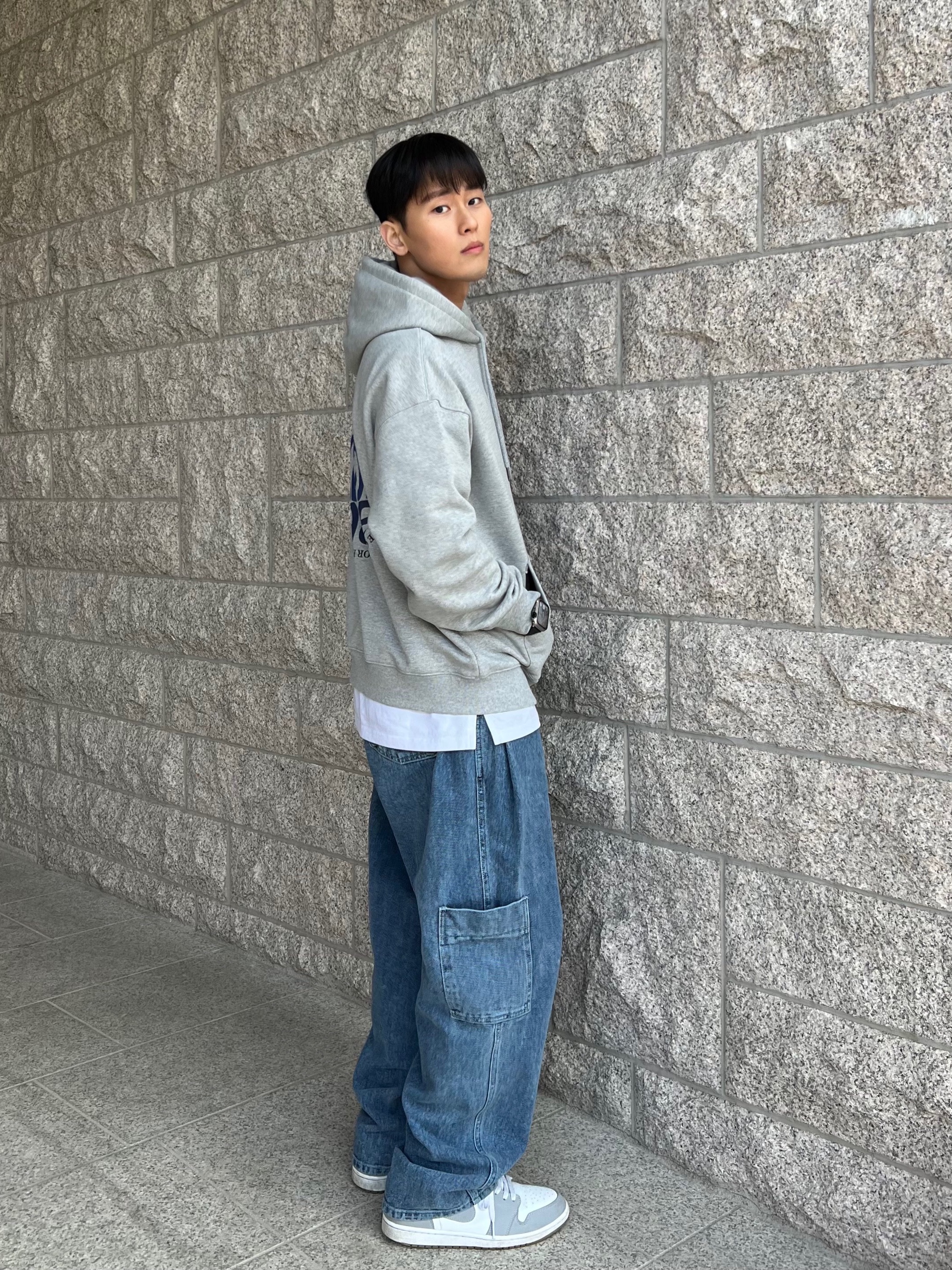 (W) Jordan 1 Low White Wolf Grey 착용 스타일 - 2