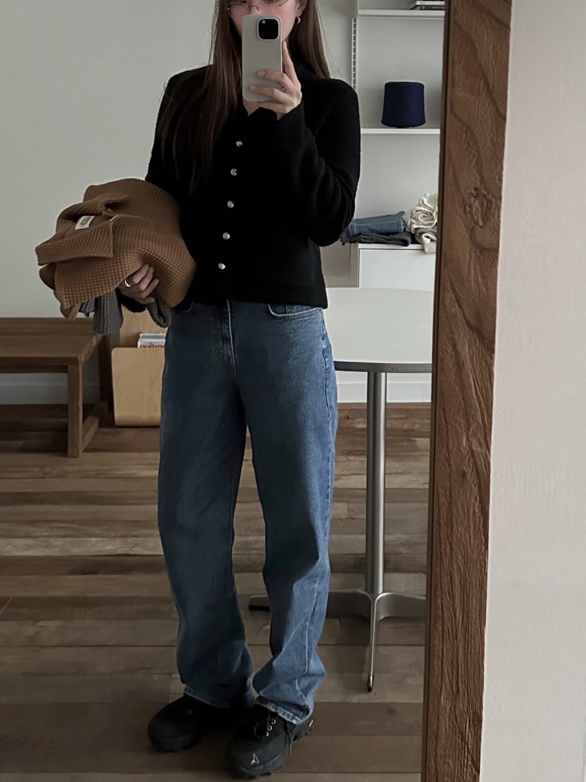 Roa Hiking Katharina Black 착용 스타일