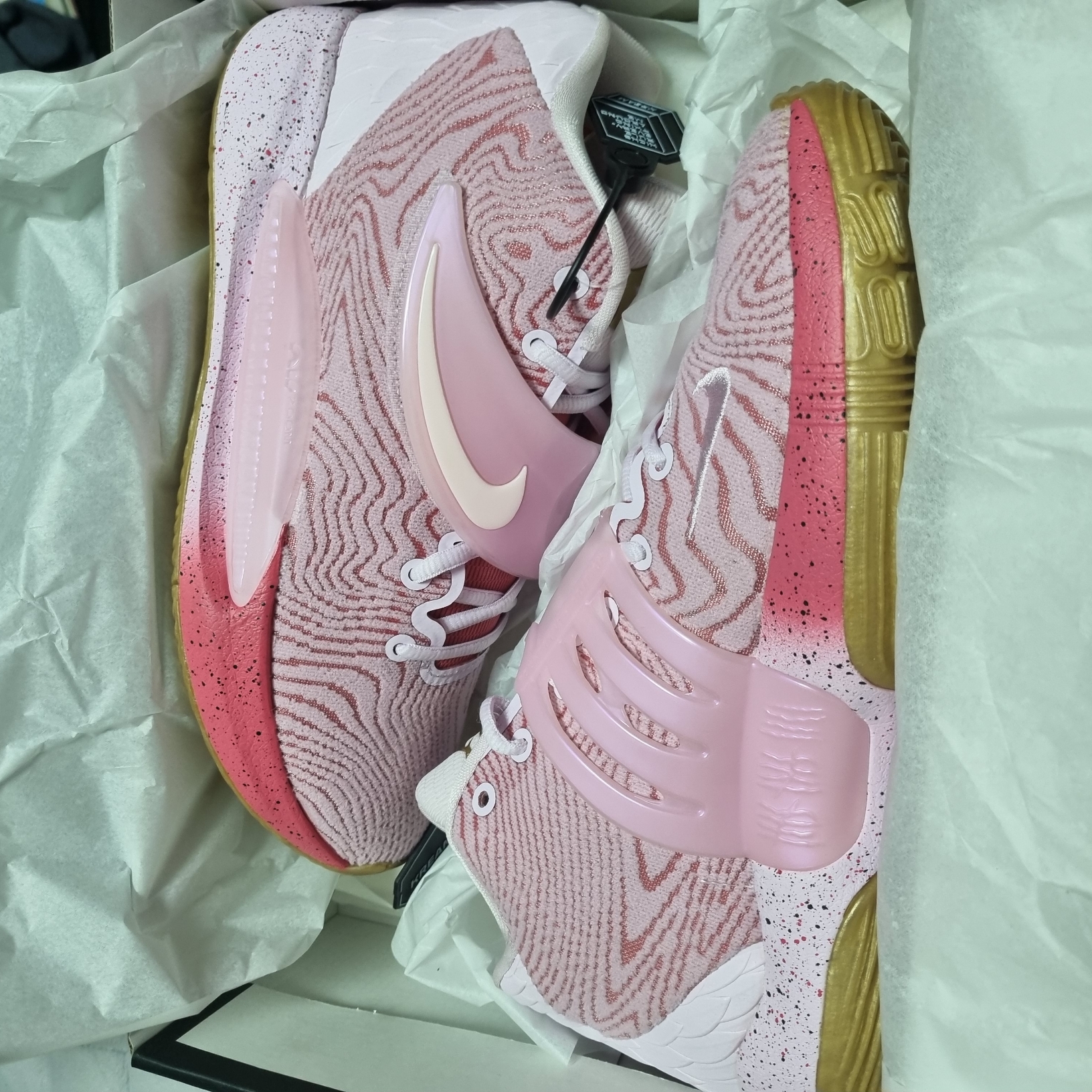 Nike KD 14 Seasonal EP Legal Pink 착용 스타일