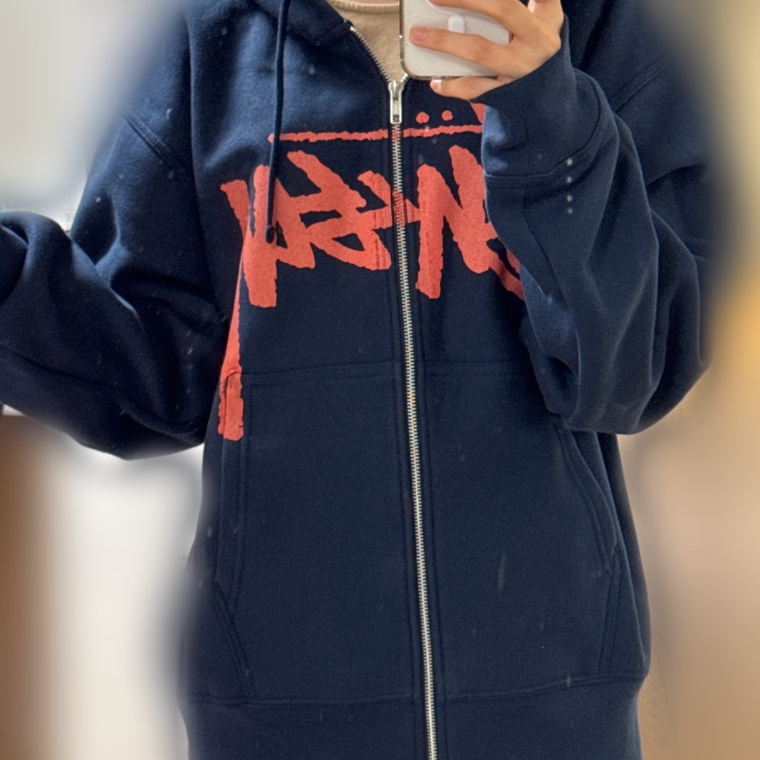 Stussy Stock Zip Hoodie Navy 착용 스타일