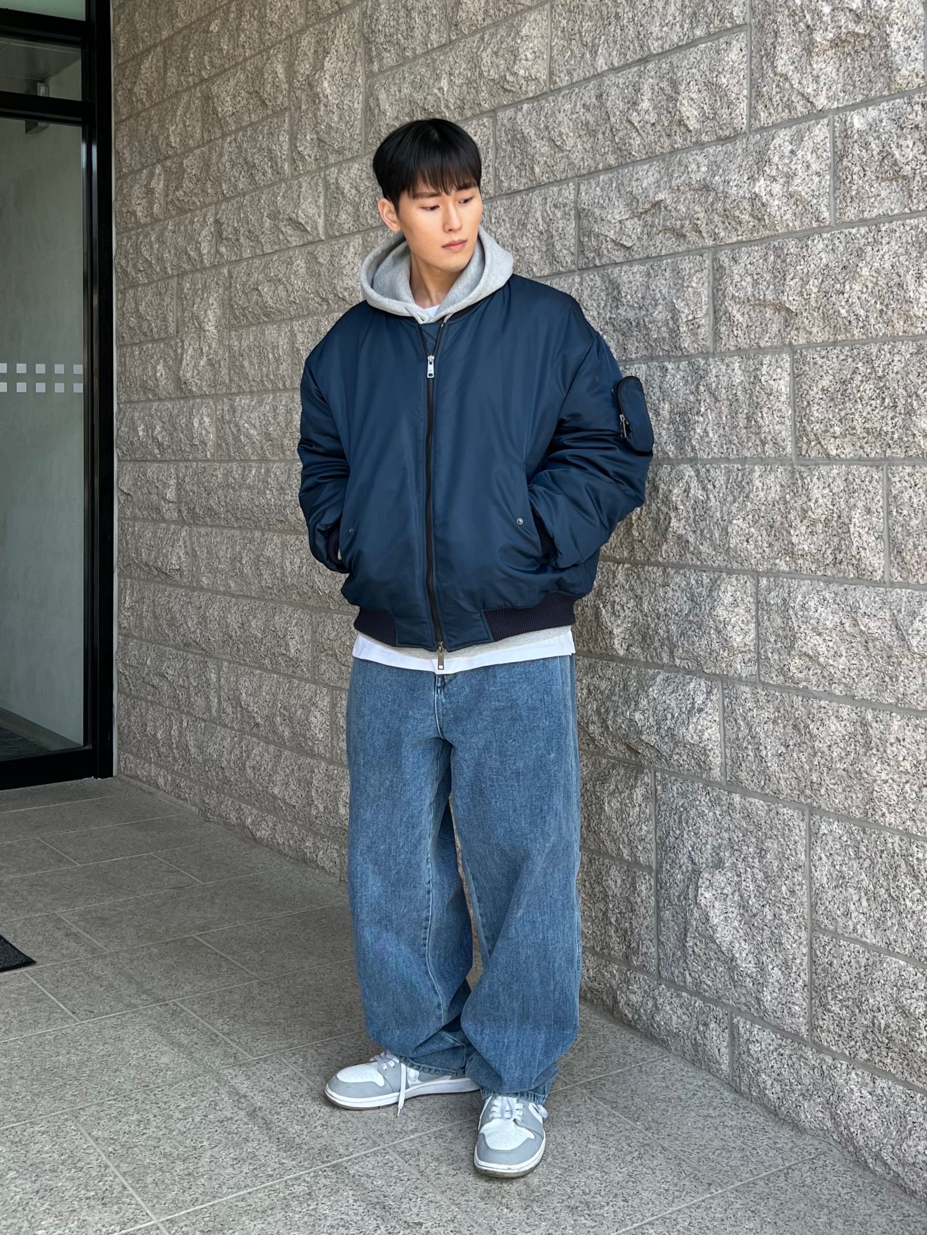 (W) Jordan 1 Low White Wolf Grey 착용 스타일 - 1