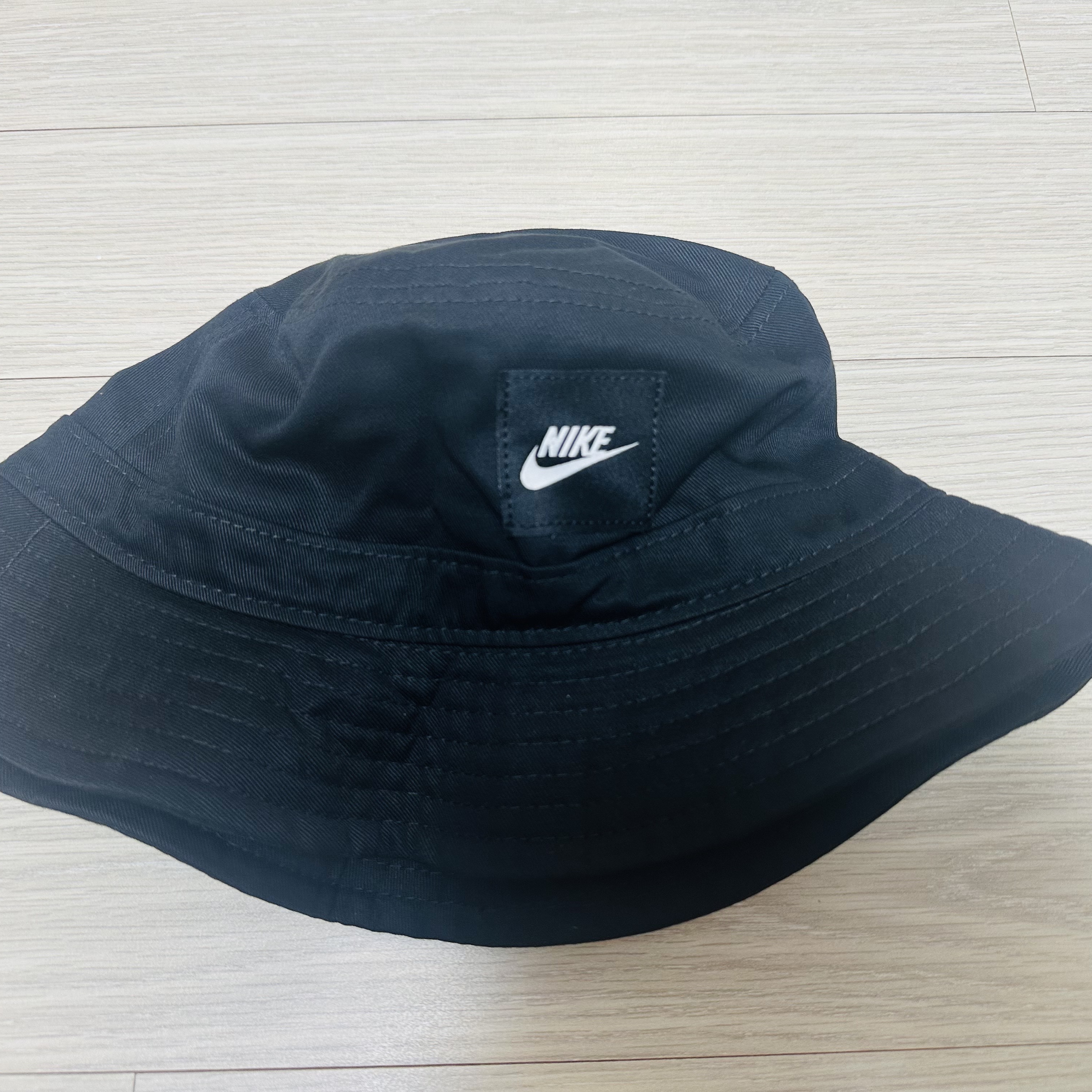 Nike Futura Core Bucket Hat Black 착용 스타일