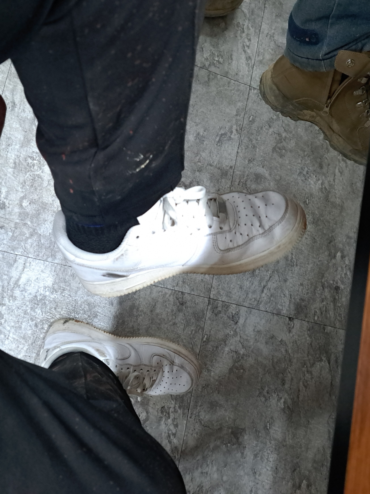 Nike Air Force 1 '07 Low White 착용 스타일 - 1
