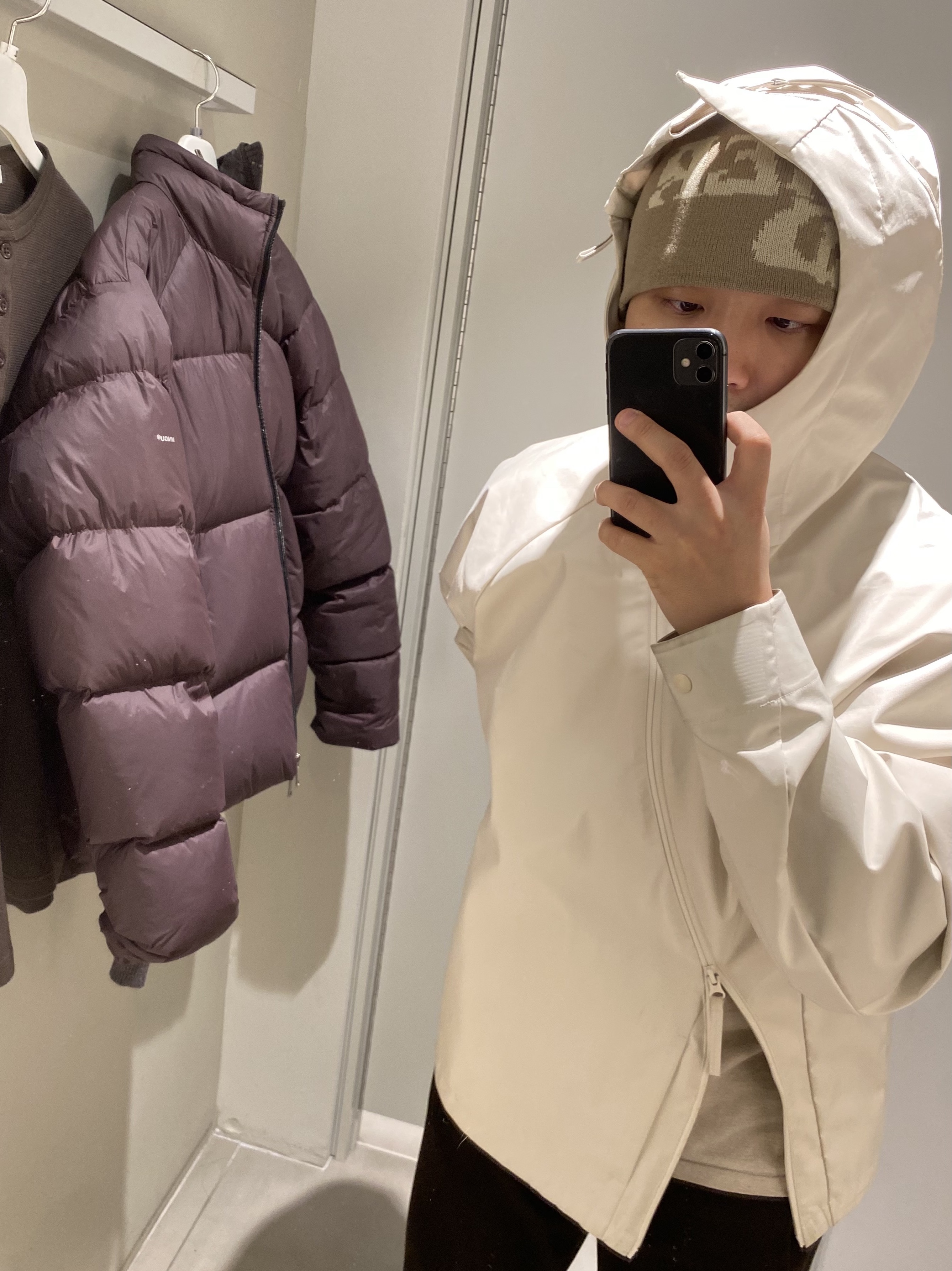 Netherworld Logo Beanie Sand, Post Archive Faction (Paf) 5.0 Technical Jacket Center Olive Green 착용 스타일