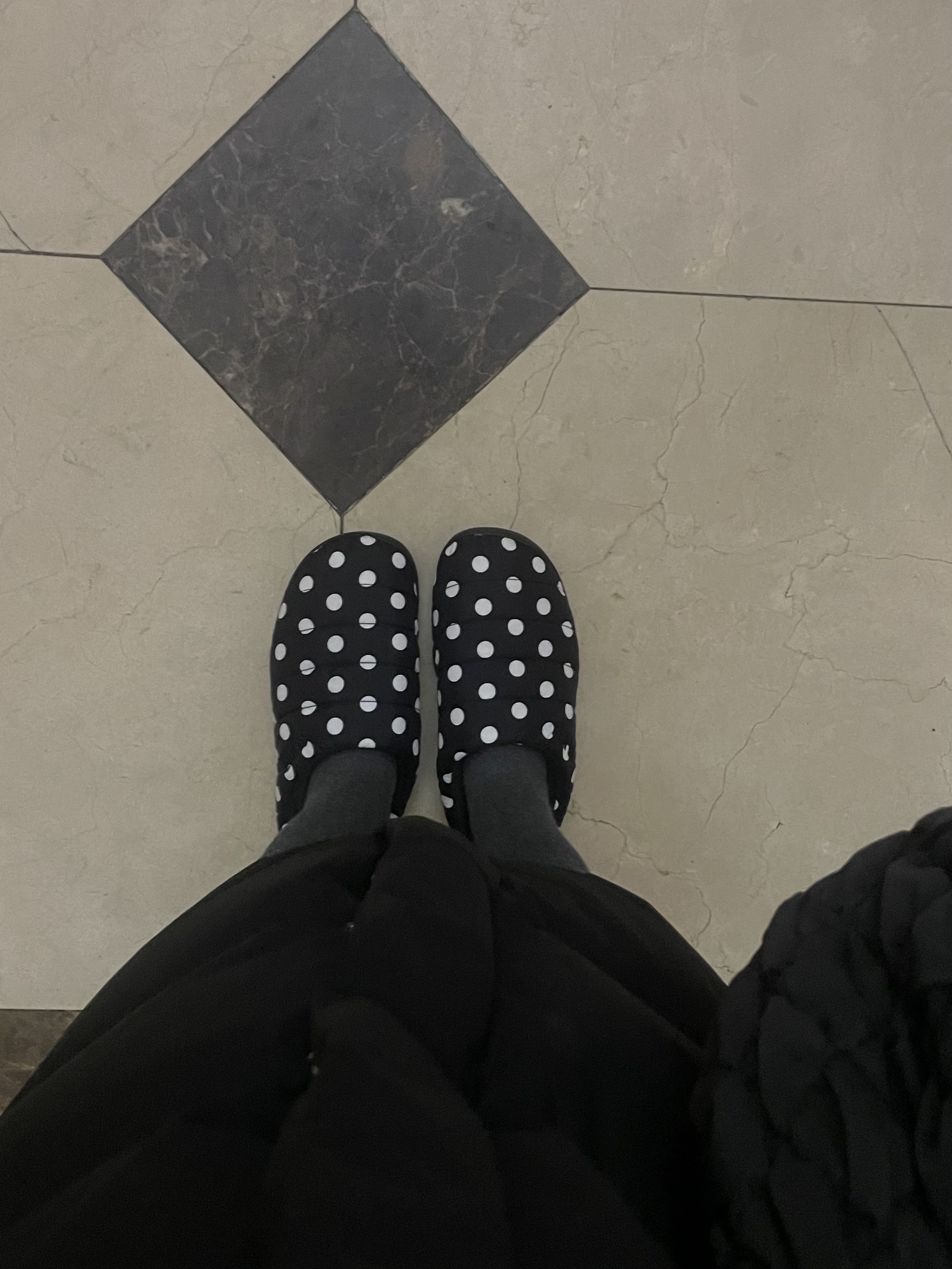 Subu Permanent F-Line Dots 착용 스타일
