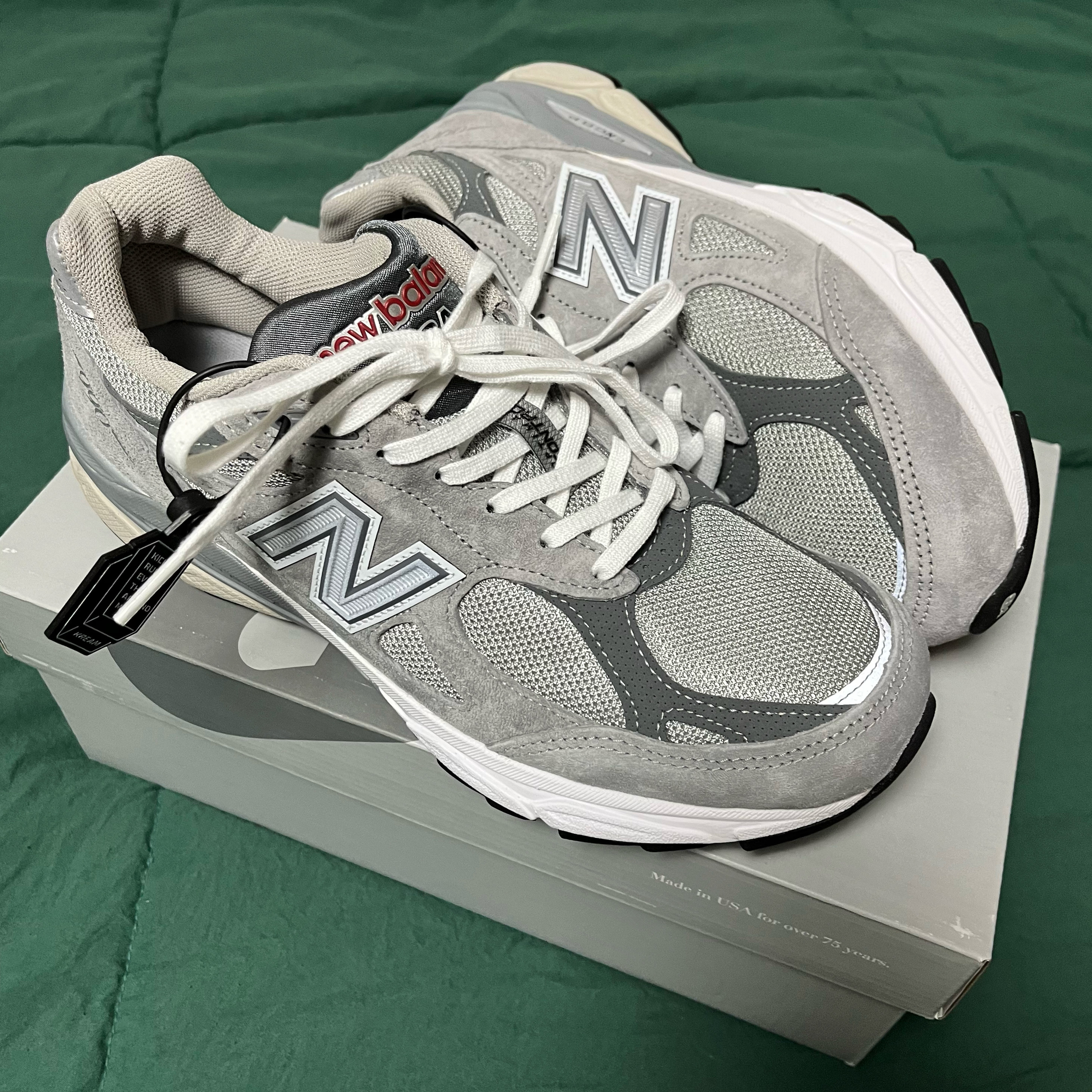 New Balance 990v3 Made in USA Grey - D Standard 착용 스타일