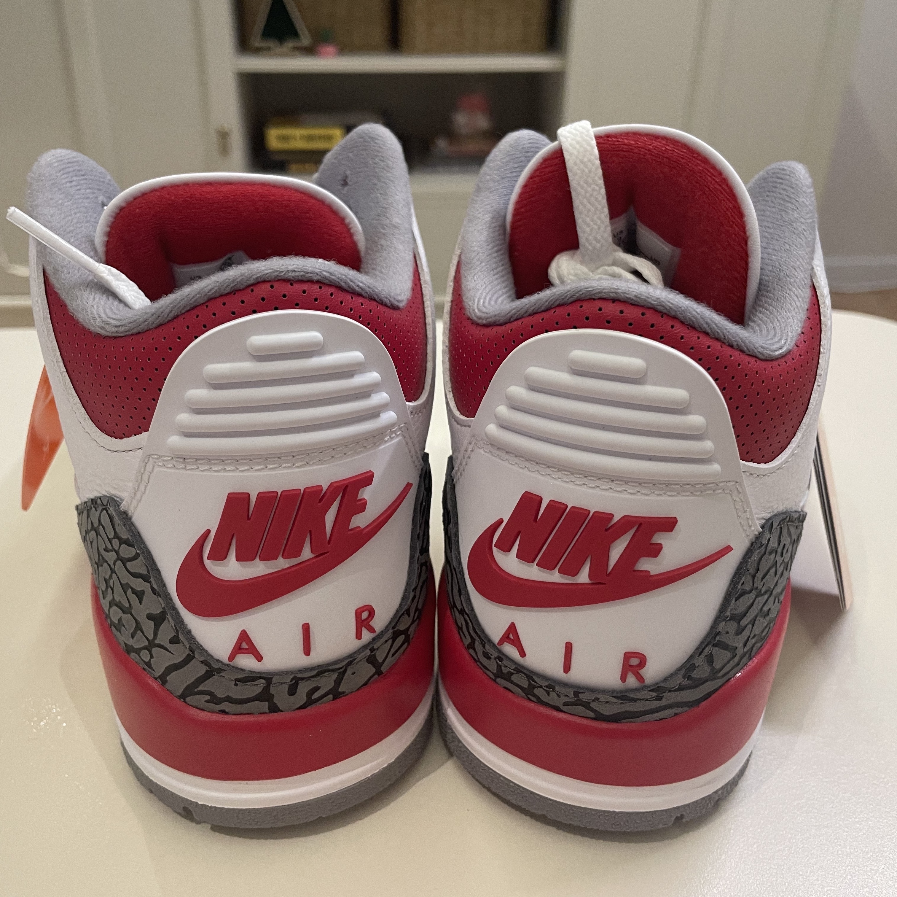 Jordan 3 Retro Fire Red 2022 착용 스타일 - 2
