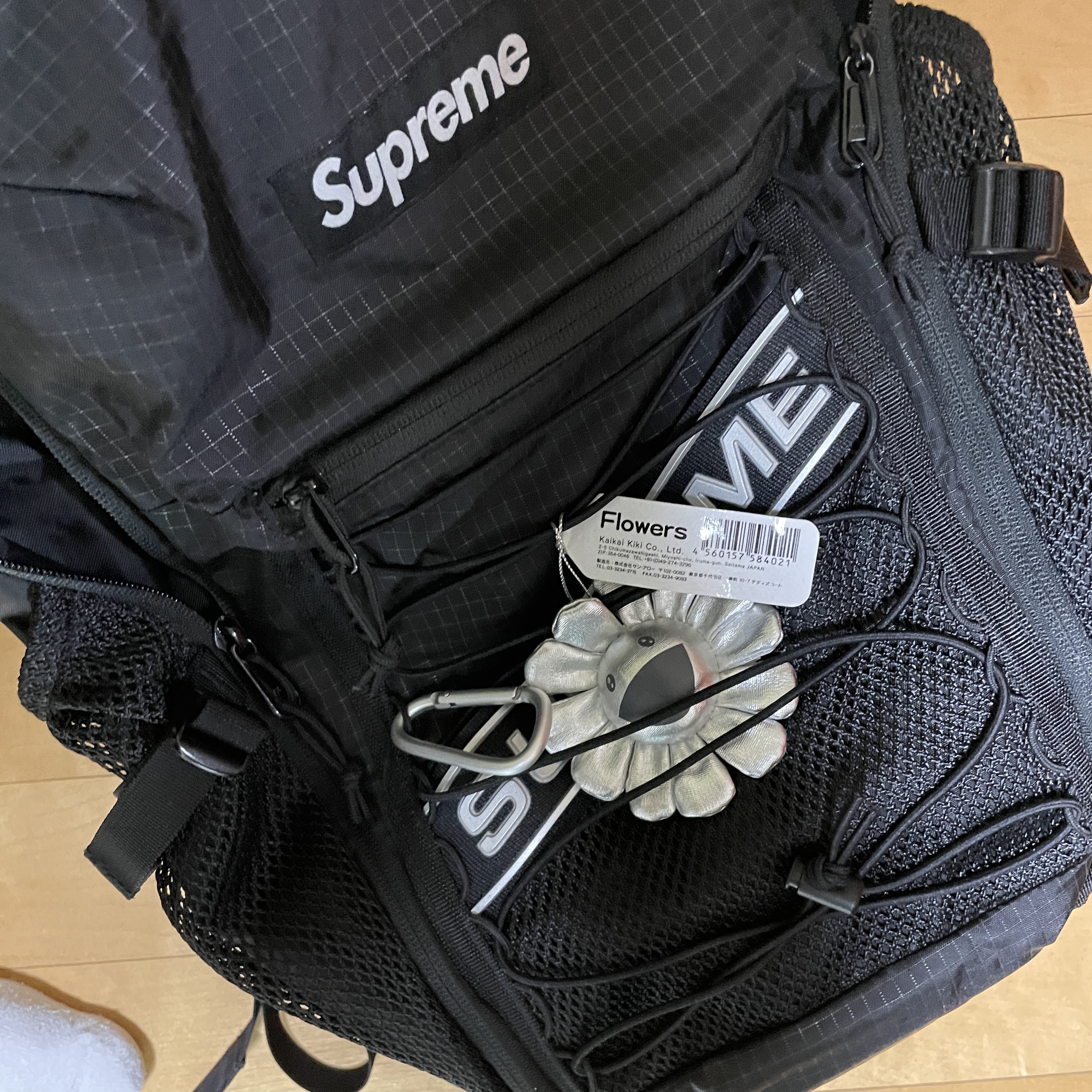 Supreme Backpack Black - 23FW 착용 스타일